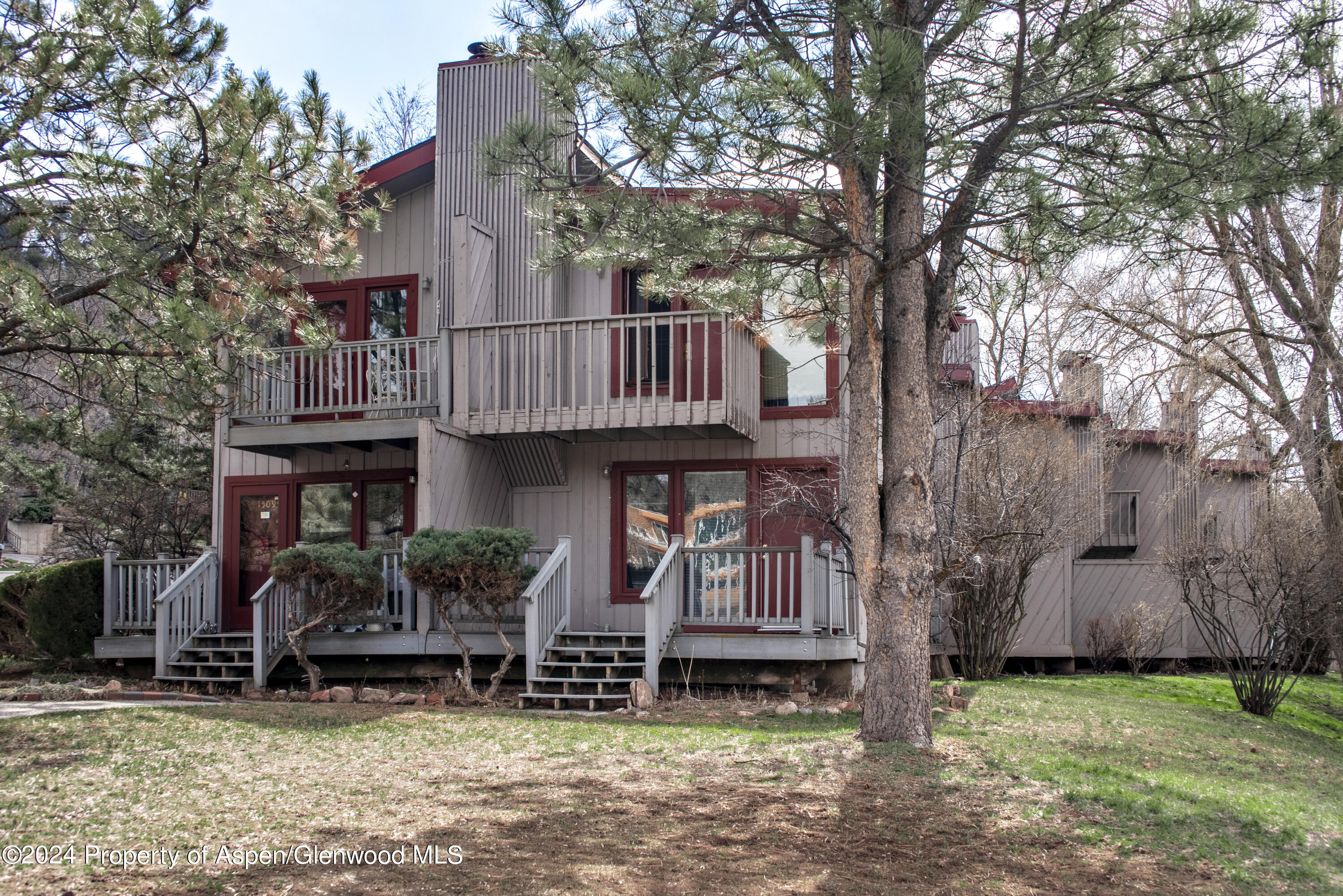 1507 Bennett Avenue Glenwood Springs CO 81601