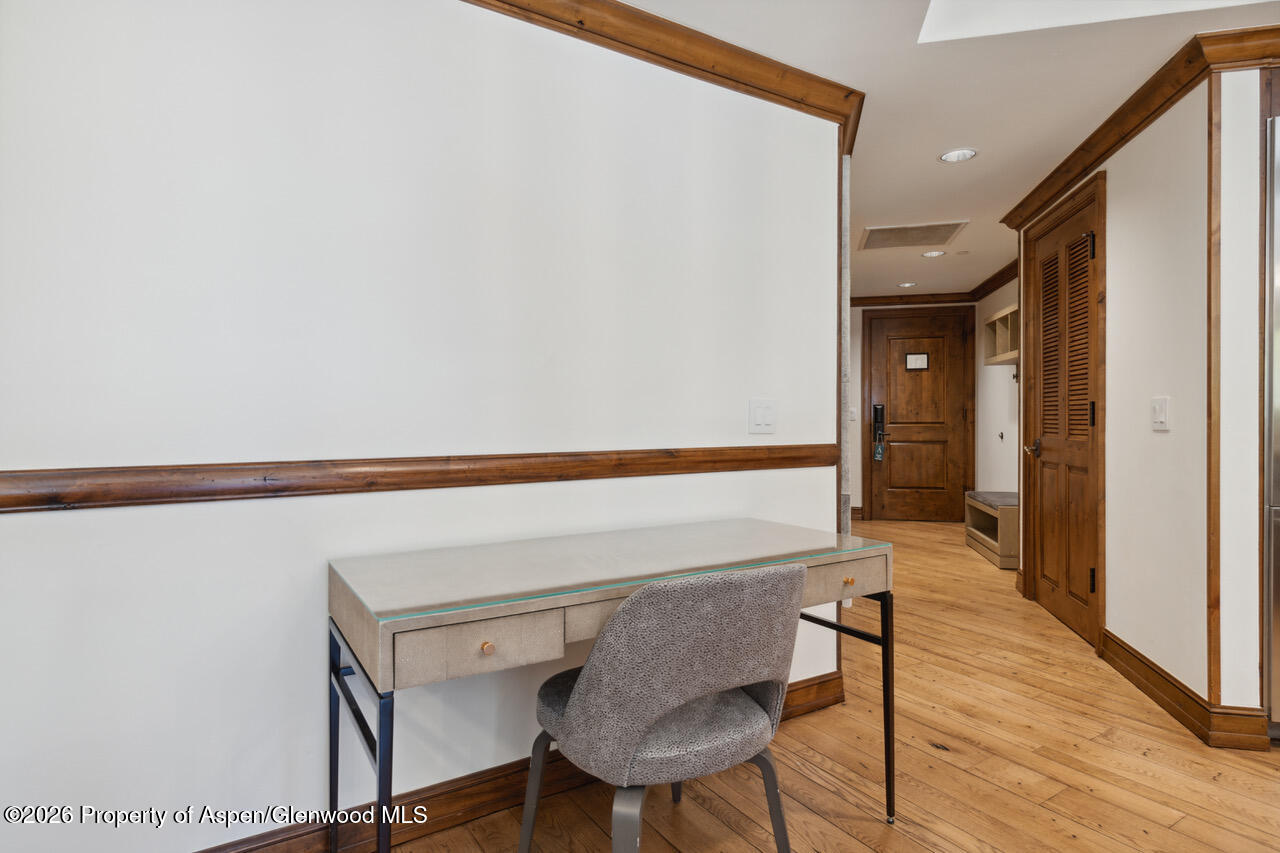 415 E Dean St., Unit 33, Week 32 Aspen CO 81611