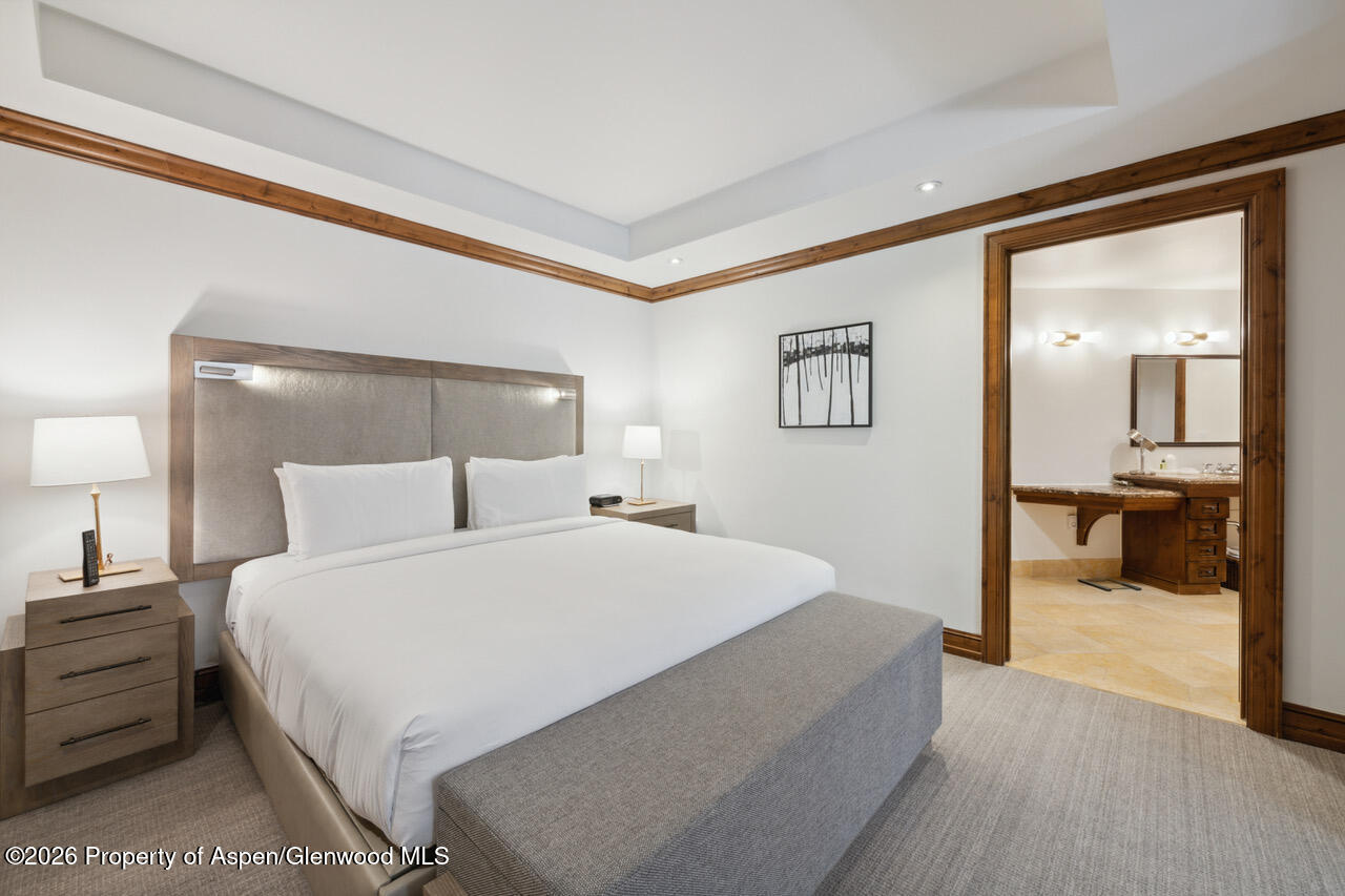 415 E Dean St., Unit 33, Week 32 Aspen CO 81611