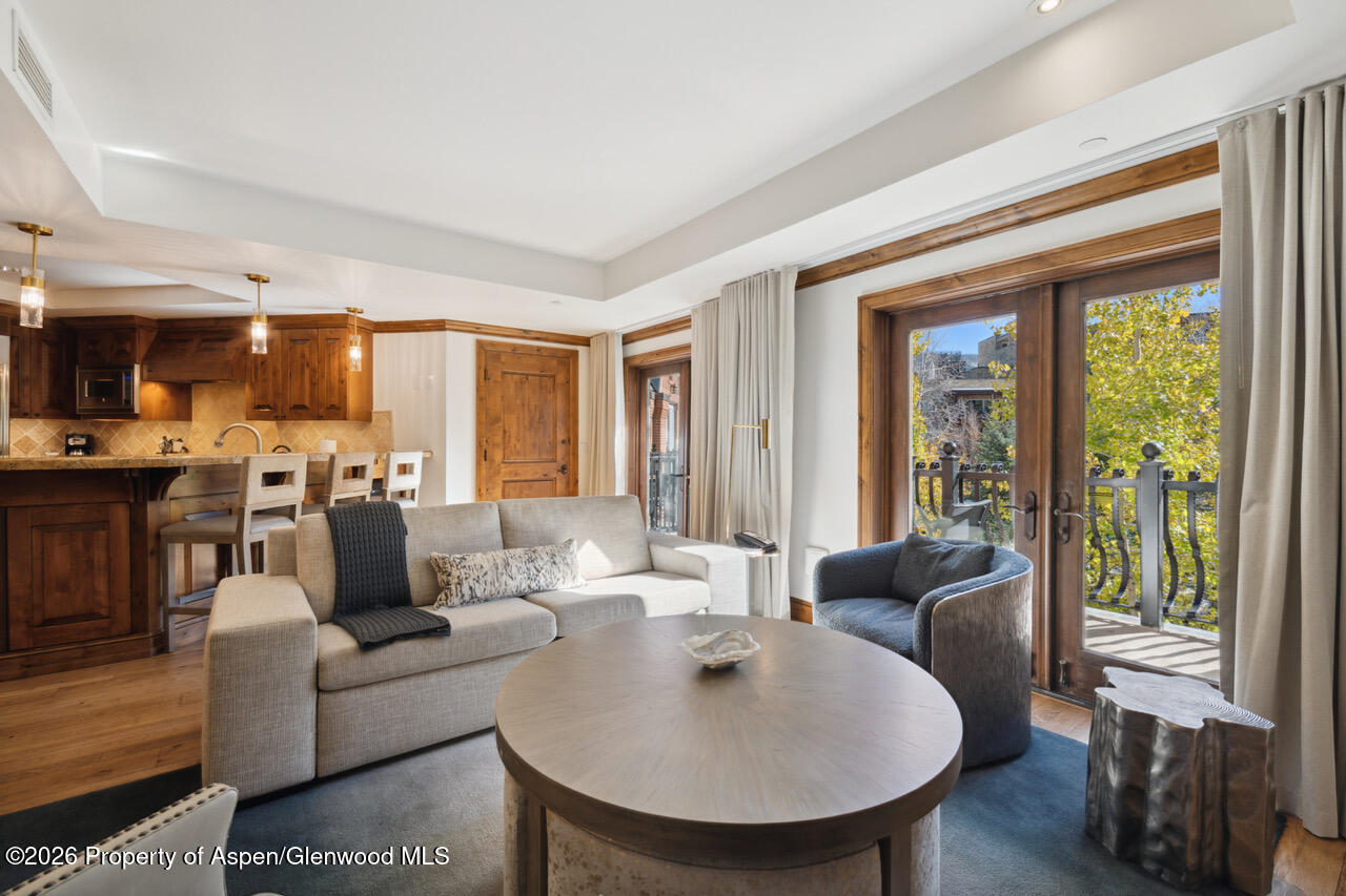 415 E Dean St., Unit 33, Week 32 Aspen CO 81611