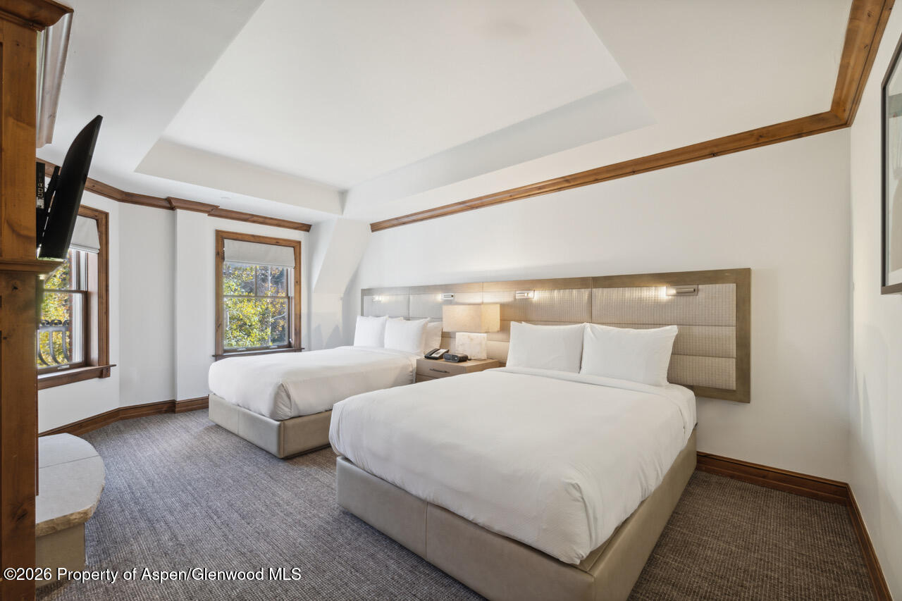 415 E Dean St., Unit 33, Week 32 Aspen CO 81611