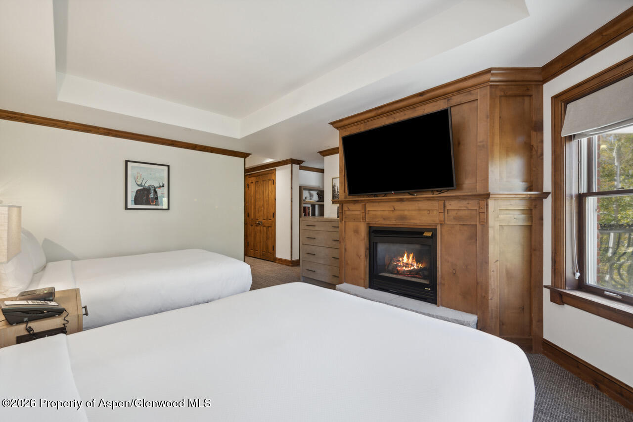 415 E Dean St., Unit 33, Week 32 Aspen CO 81611