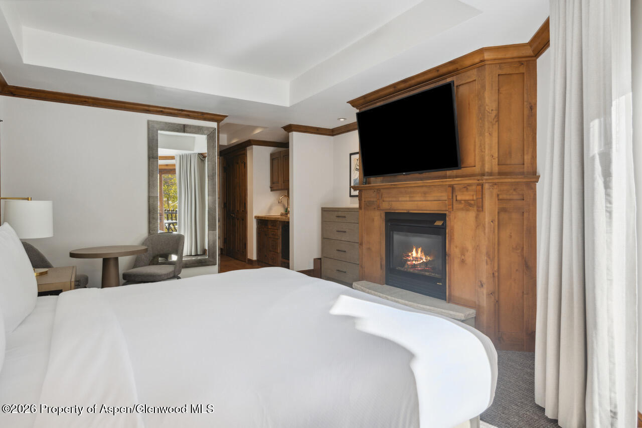 415 E Dean St., Unit 33, Week 32 Aspen CO 81611