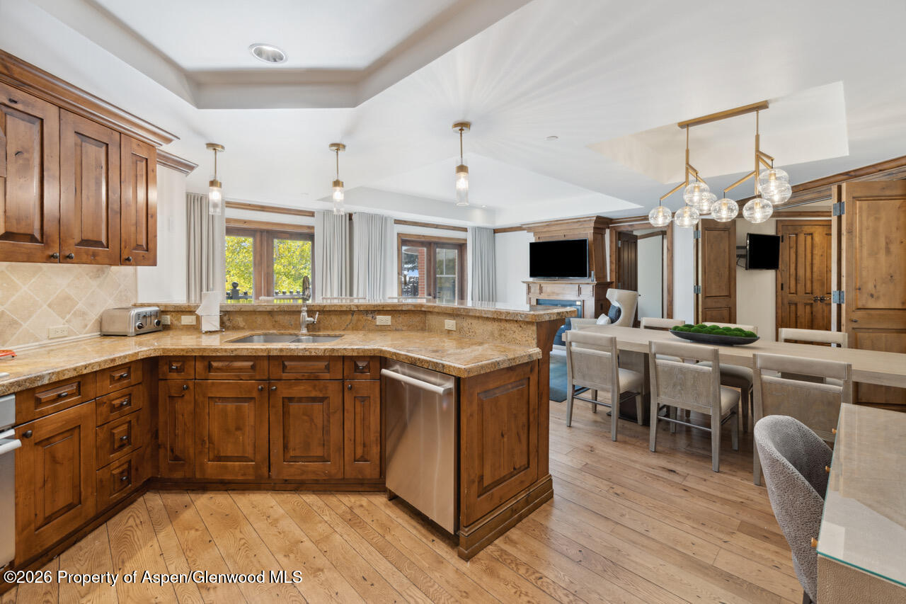 415 E Dean St., Unit 33, Week 32 Aspen CO 81611