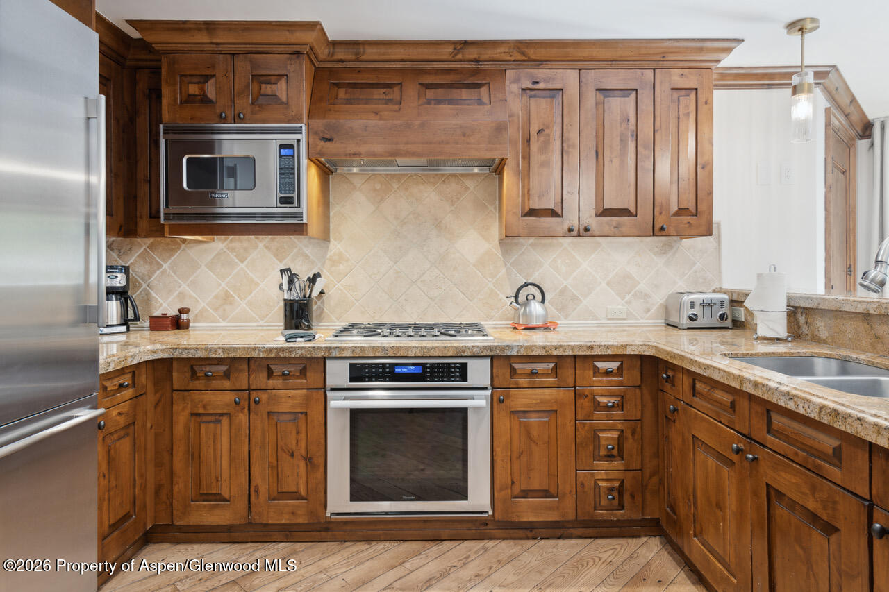 415 E Dean St., Unit 33, Week 32 Aspen CO 81611
