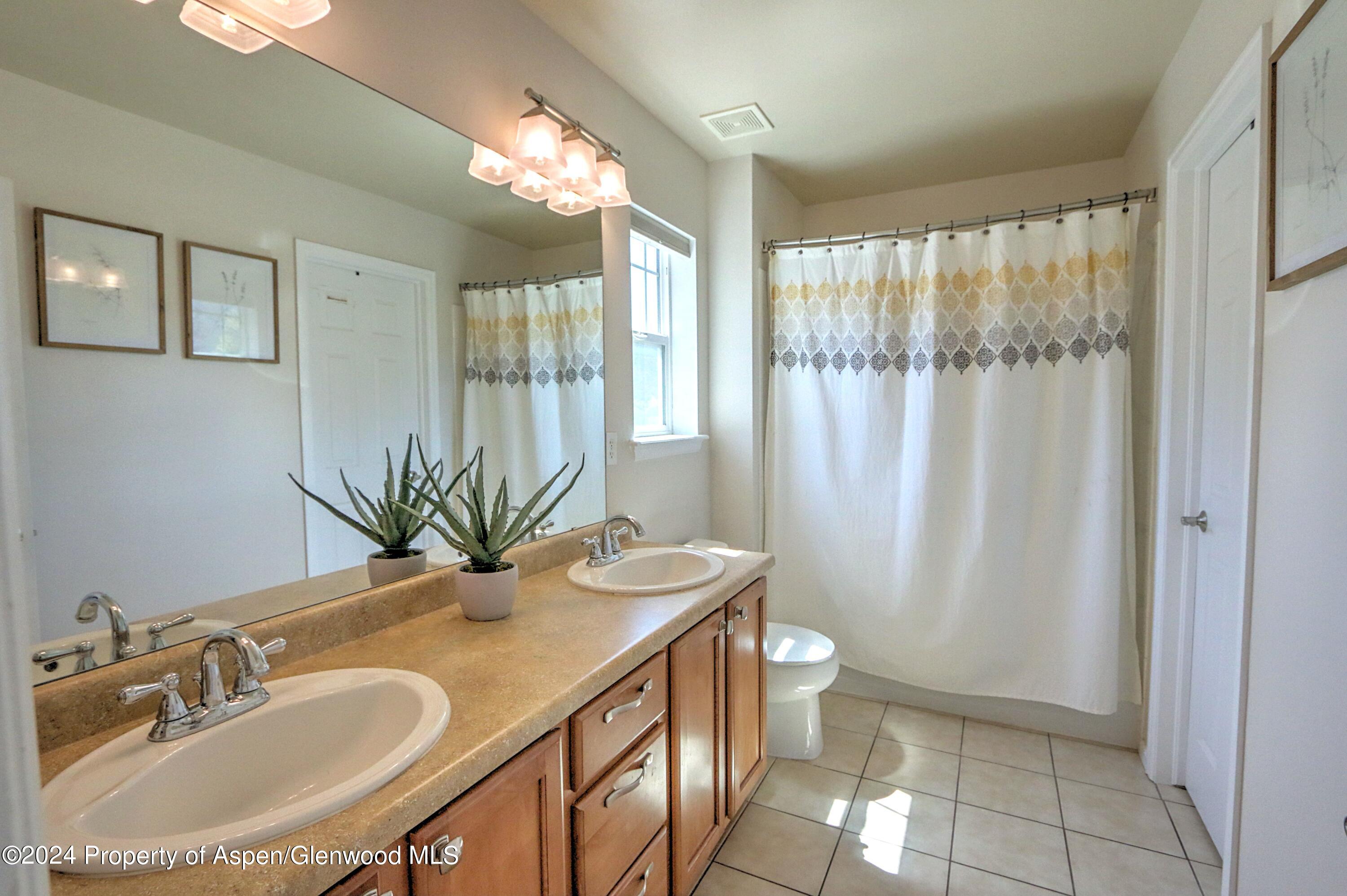 203 E Cathedral Court New Castle CO 81647