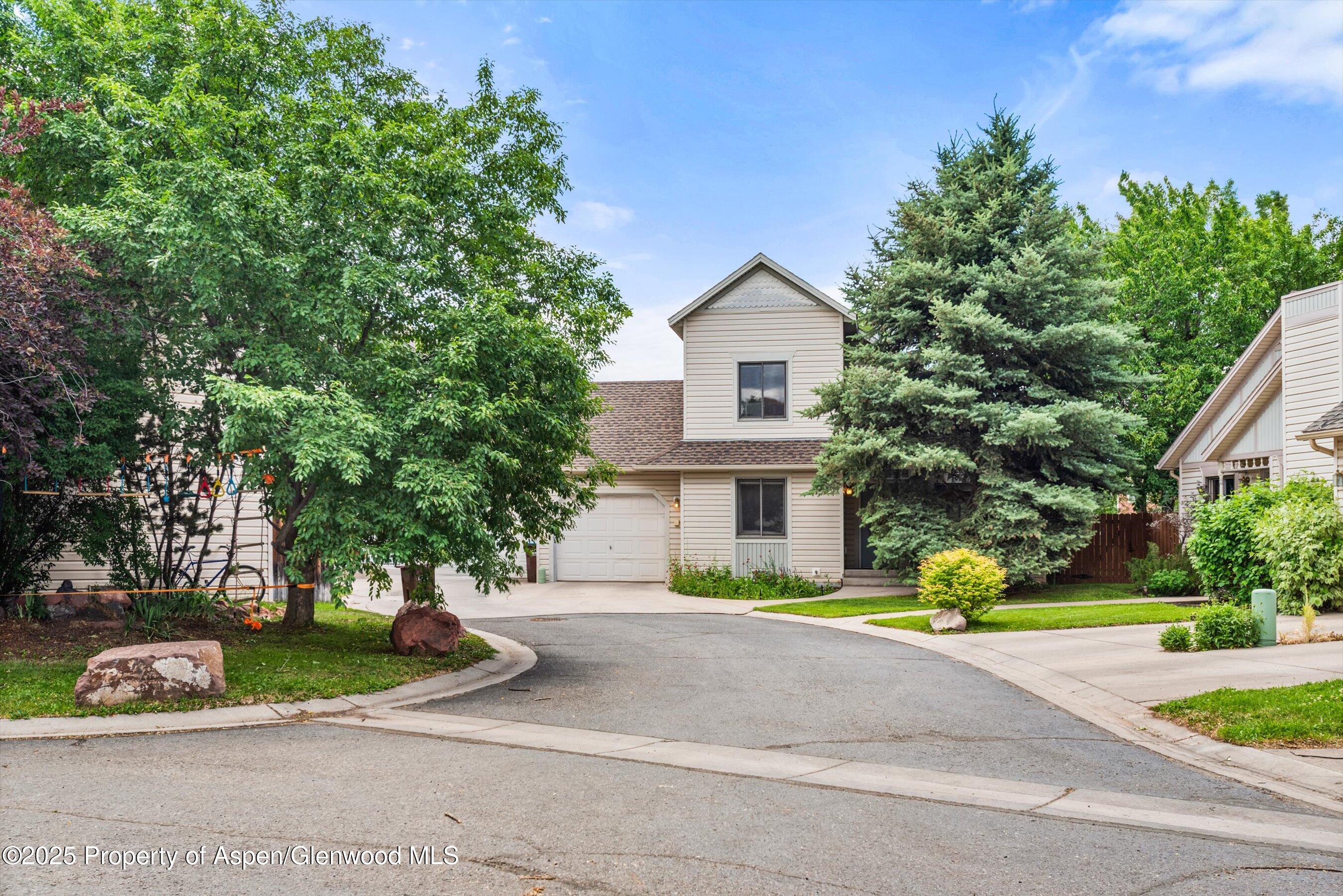 997 Painted Lady Lane Carbondale CO 81623