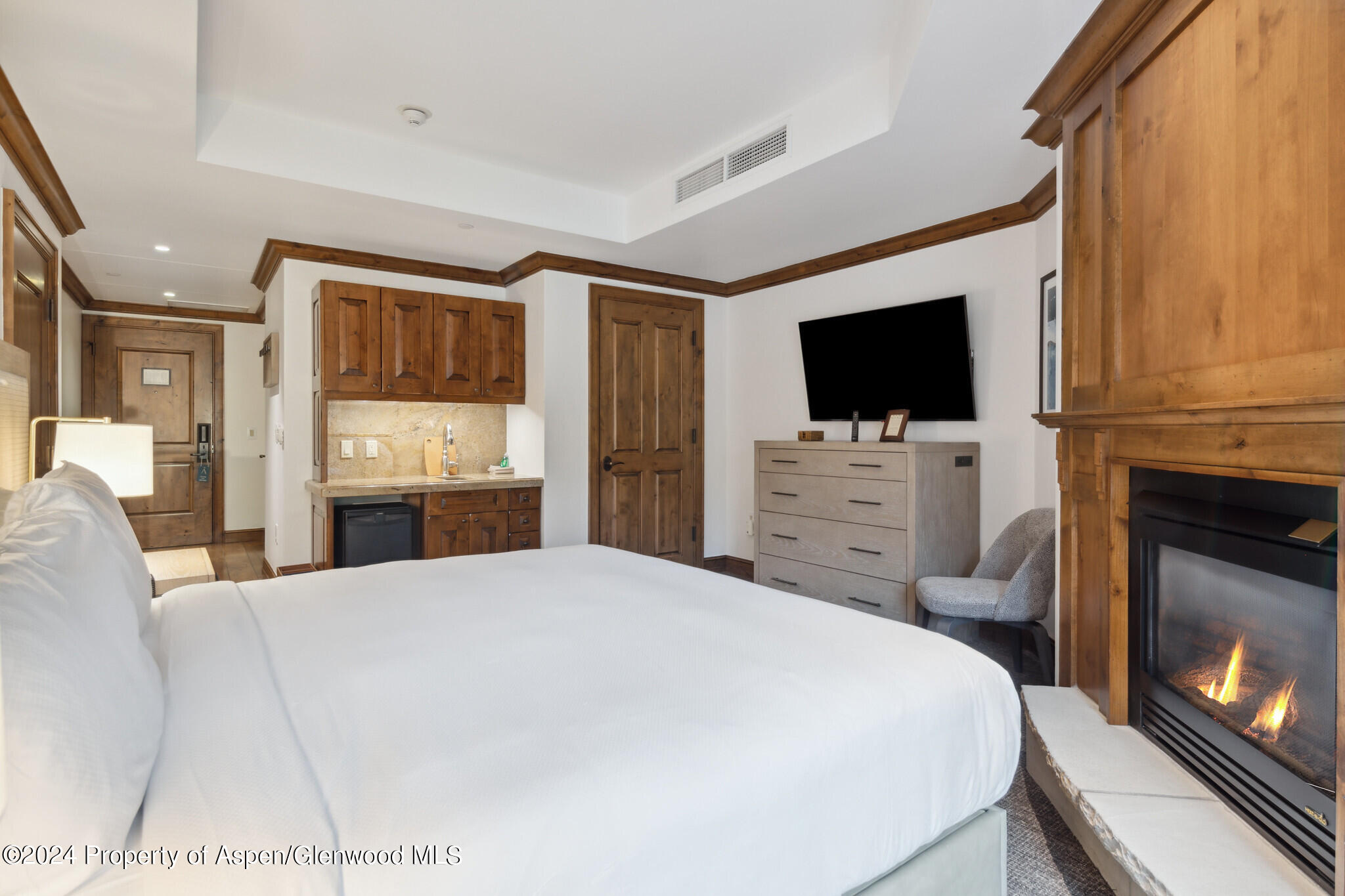 415 E Dean St., Unit 22, Week 32 Aspen CO 81611