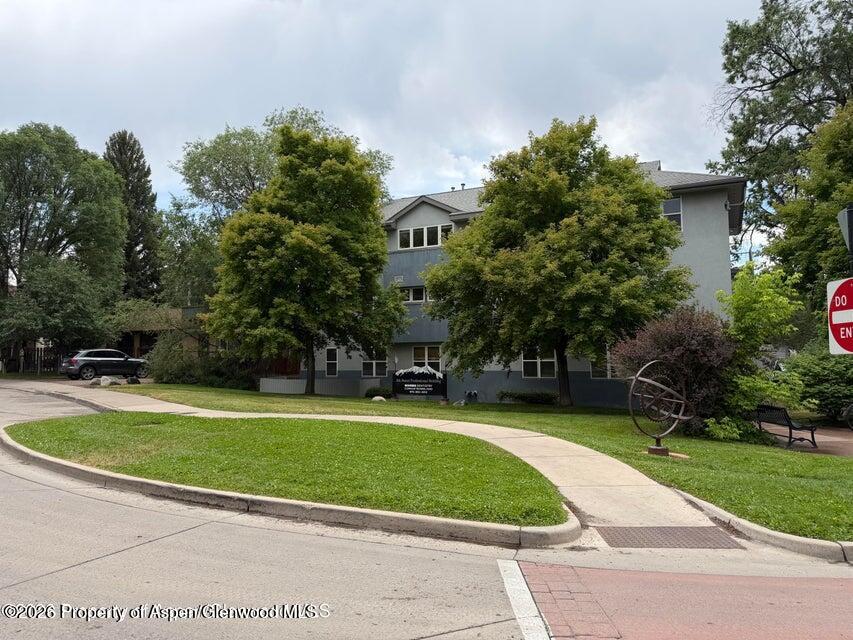 60 S 8th Street Carbondale CO 81623
