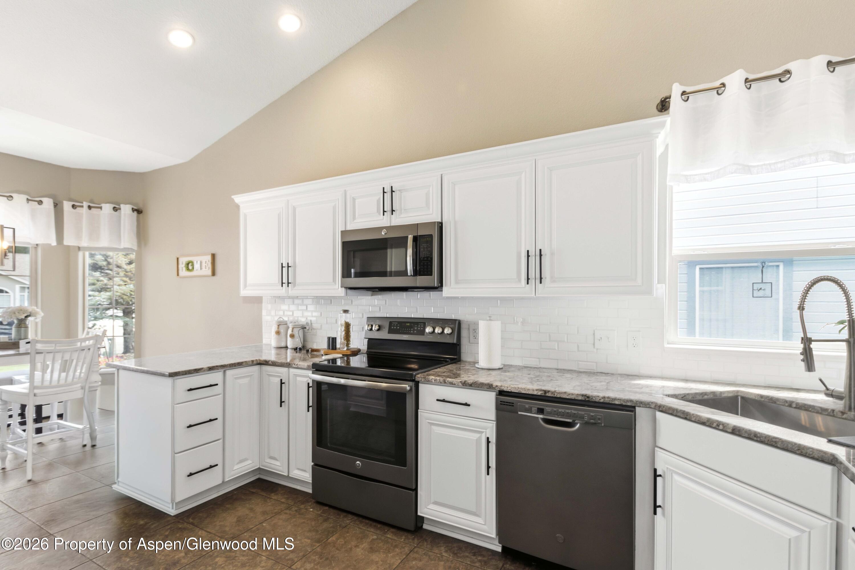28 N Ridge Court Parachute CO 81635