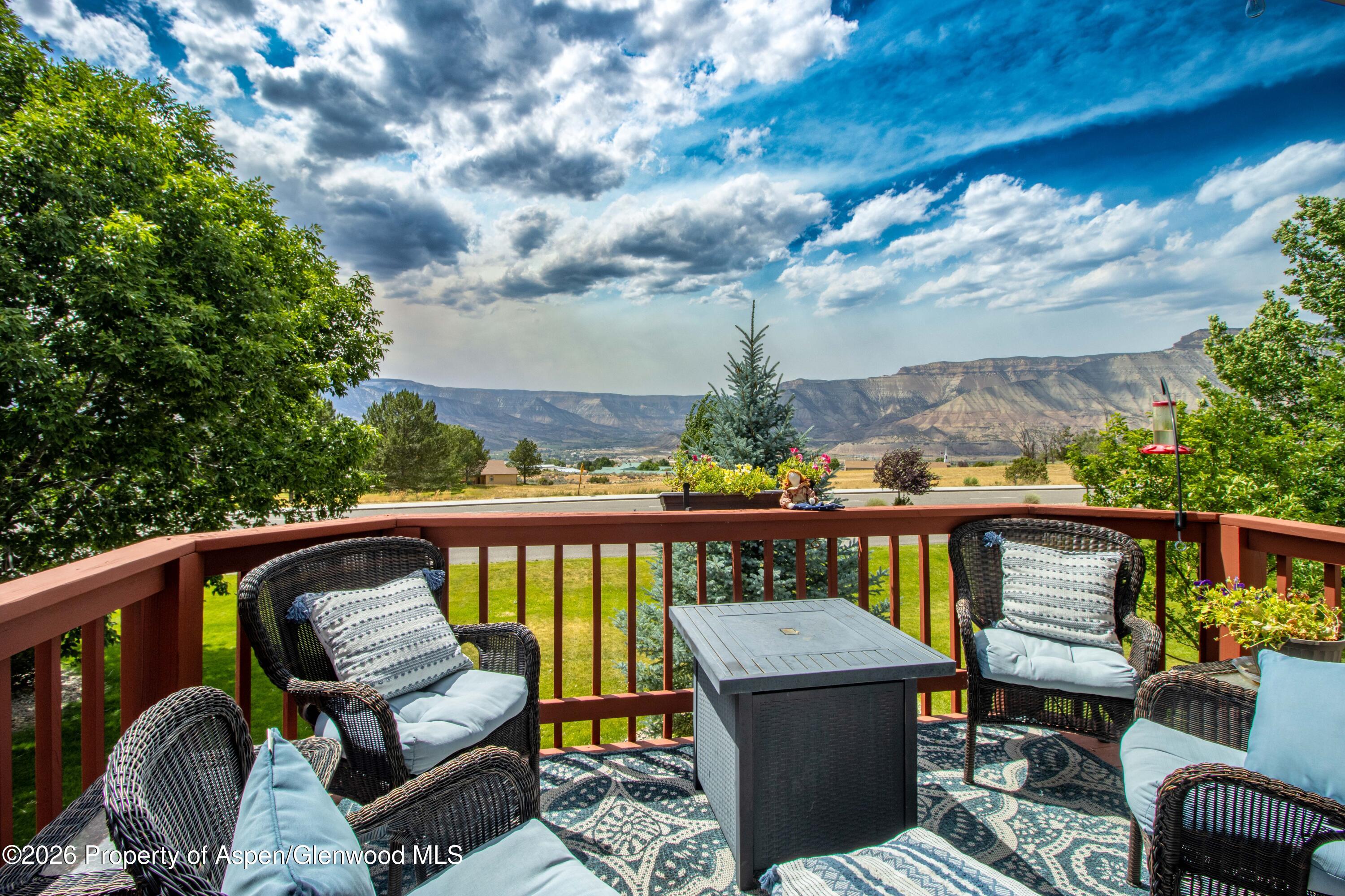 28 N Ridge Court Parachute CO 81635