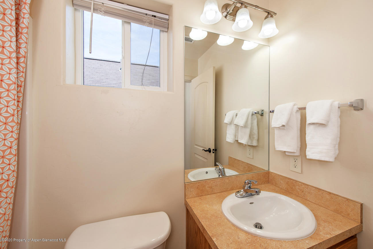 152 W 26th Street Rifle CO 81650