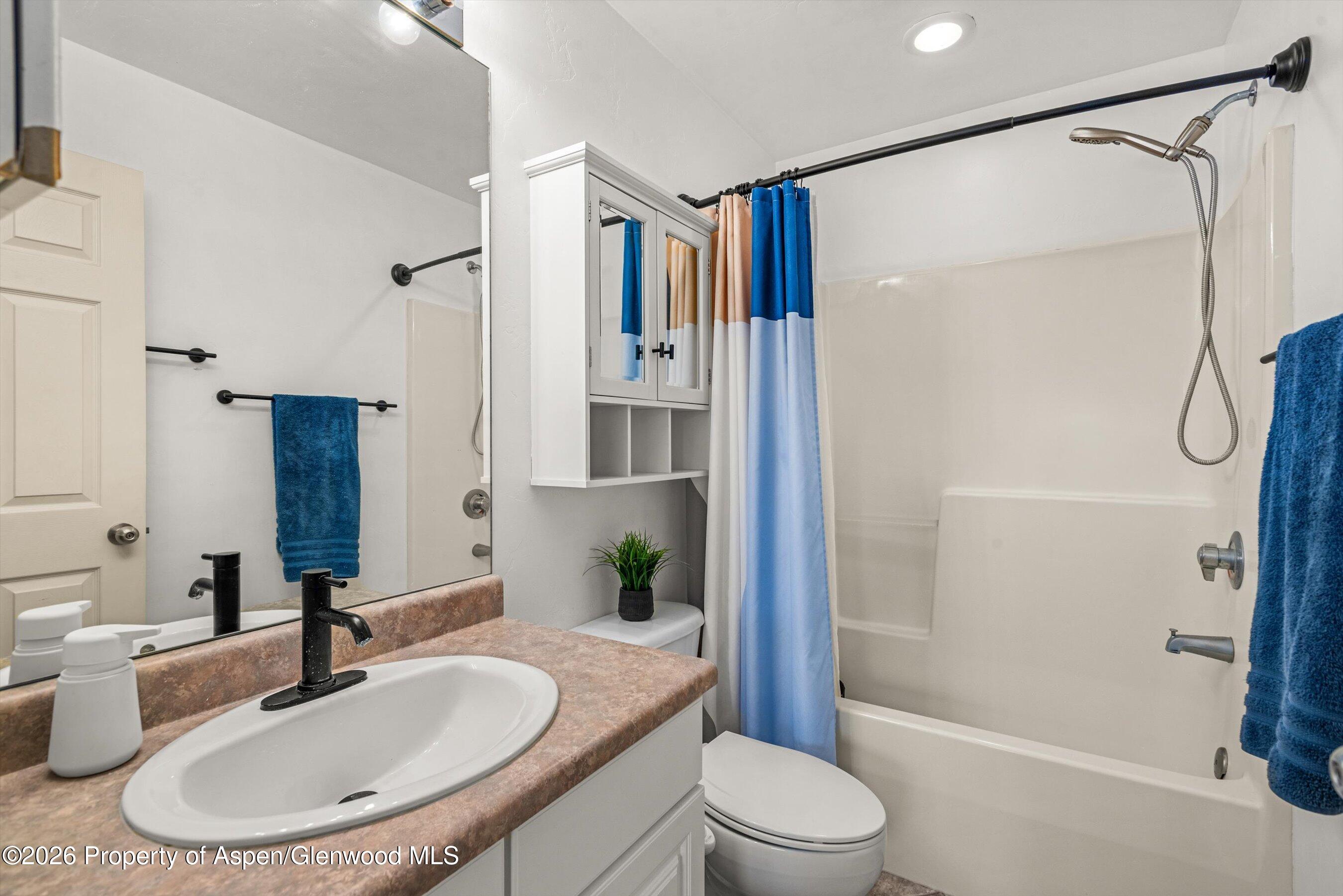 895 Main Street Carbondale CO 81623