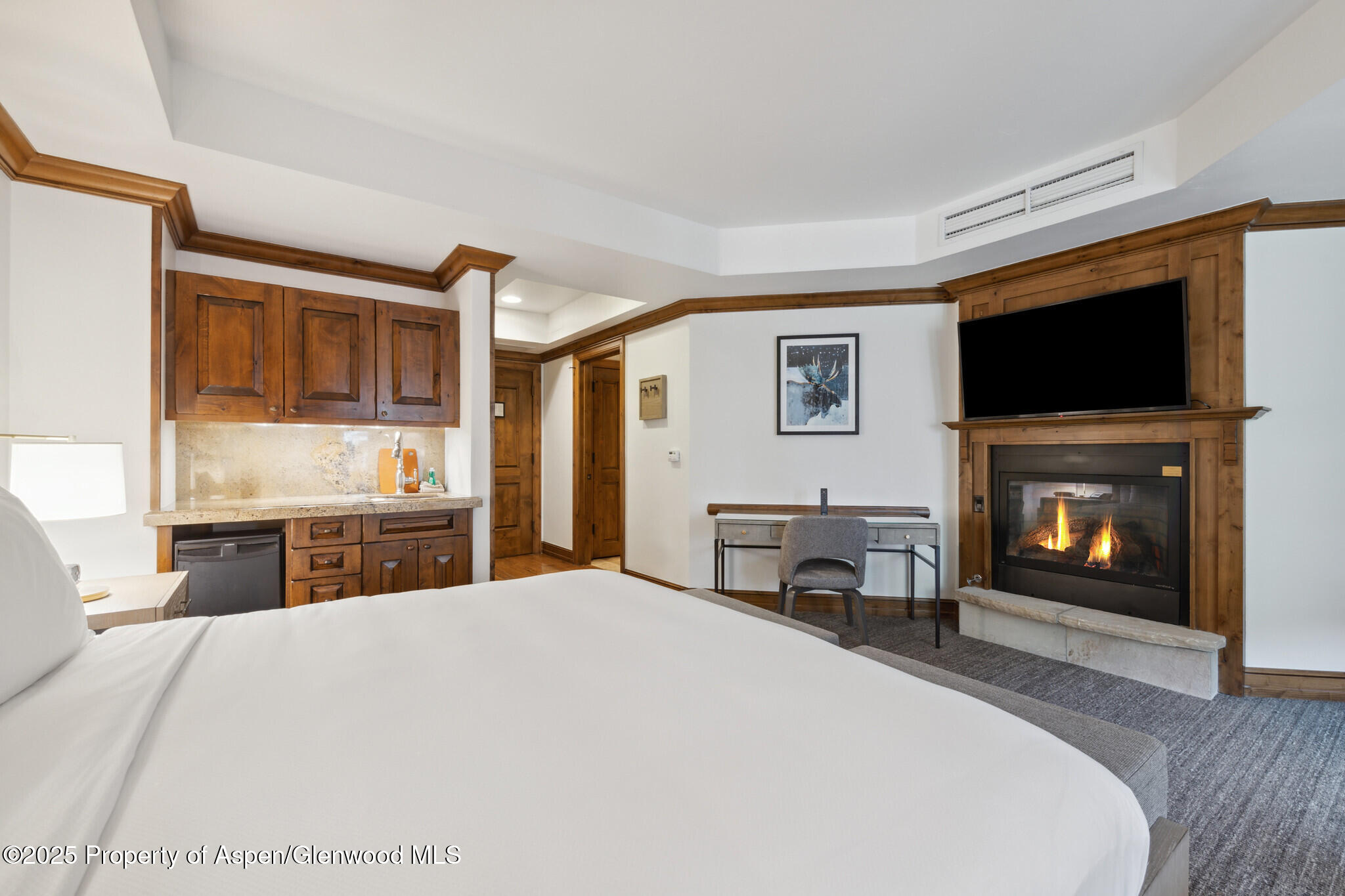 415 E Dean St., Unit 20, Week 27 Aspen CO 81611