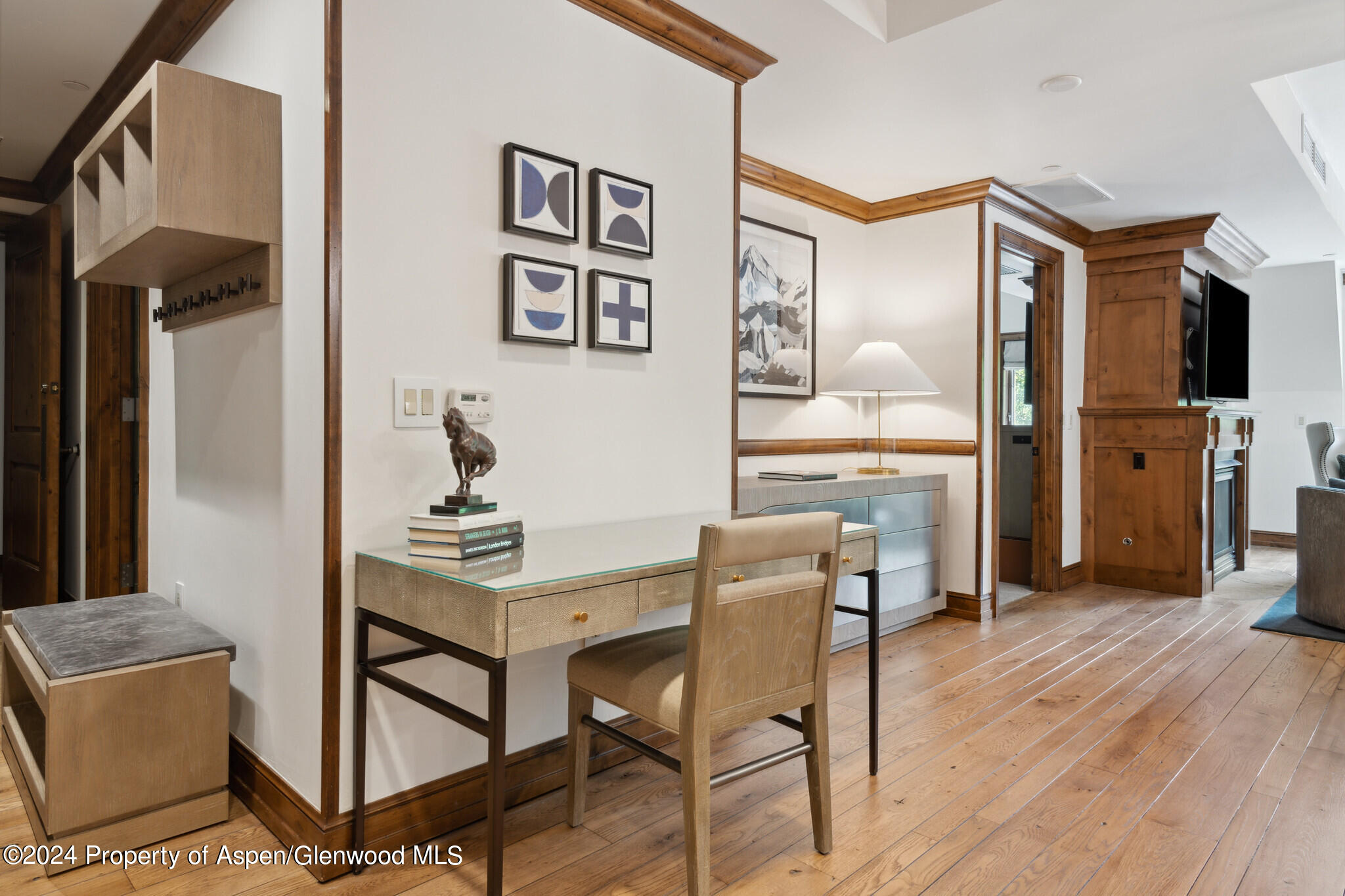 415 E Dean St., Unit 37, Week 6 Aspen CO 81611