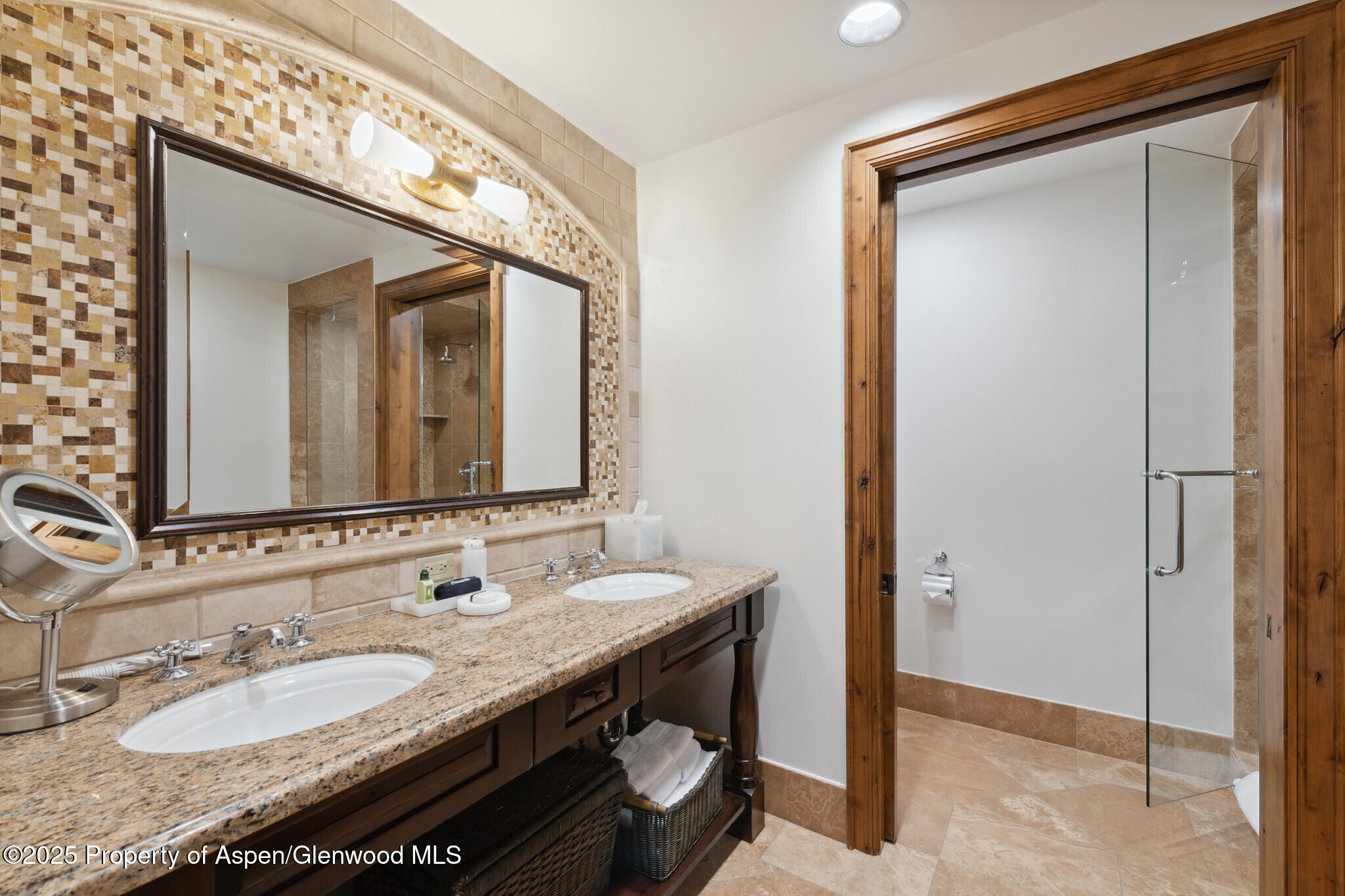 415 E Dean St., Unit 37, Week 6 Aspen CO 81611