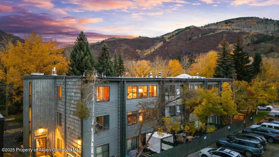 725 E Main Street Aspen CO 81611