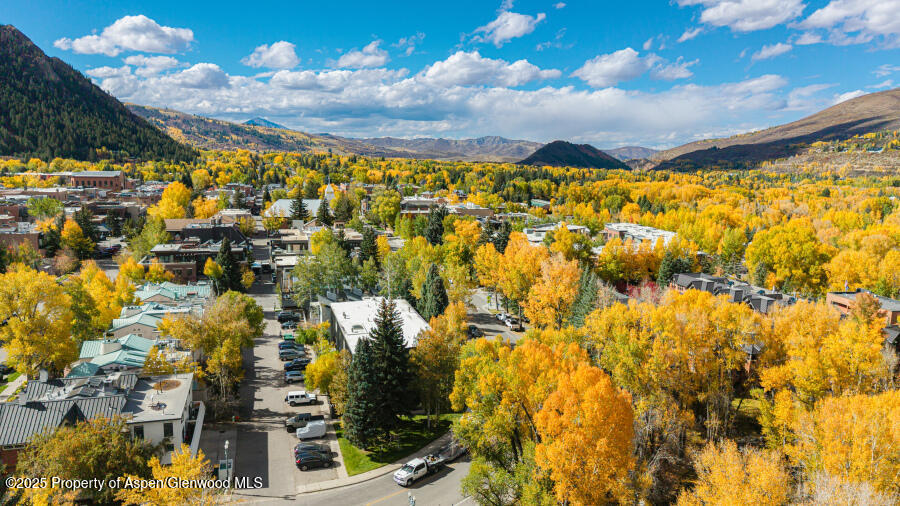725 E Main Street Aspen CO 81611