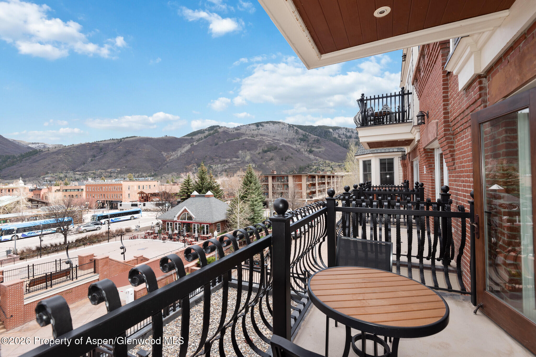 415 E Dean St, Unit 29, Week 5 Aspen CO 81611