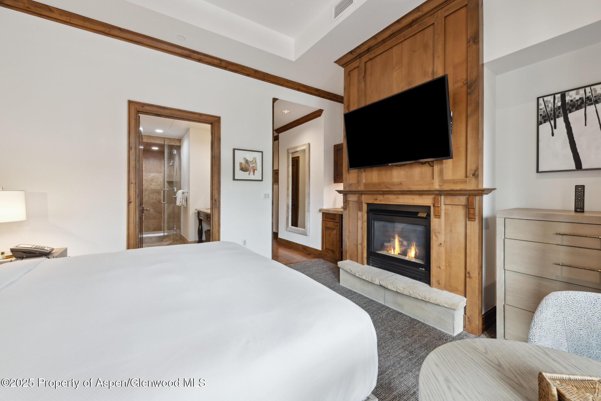 415 E Dean St, Unit 1, Week 29 Street Aspen CO 81611