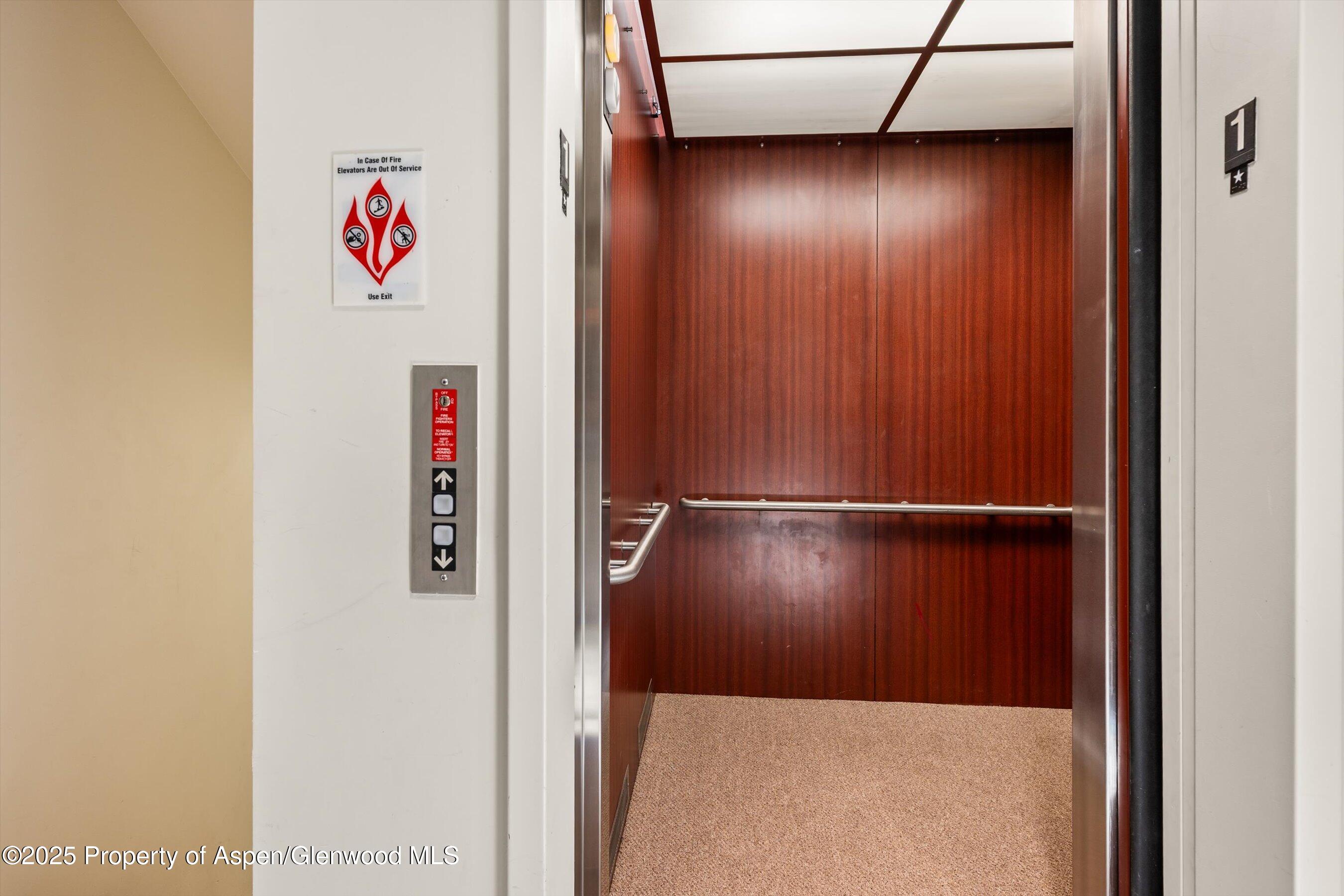 122 W Main Street Aspen CO 81611