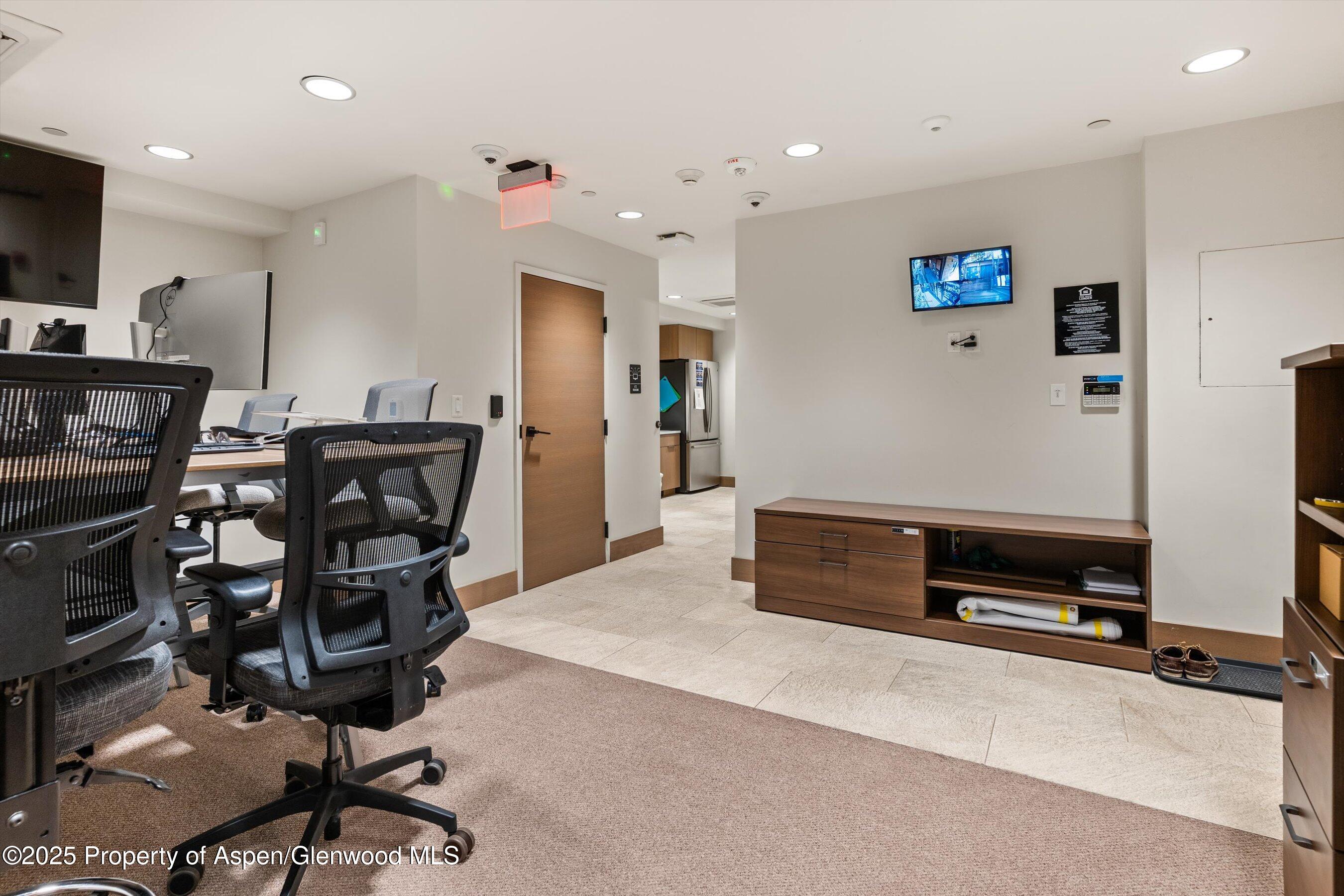 122 W Main Street Aspen CO 81611