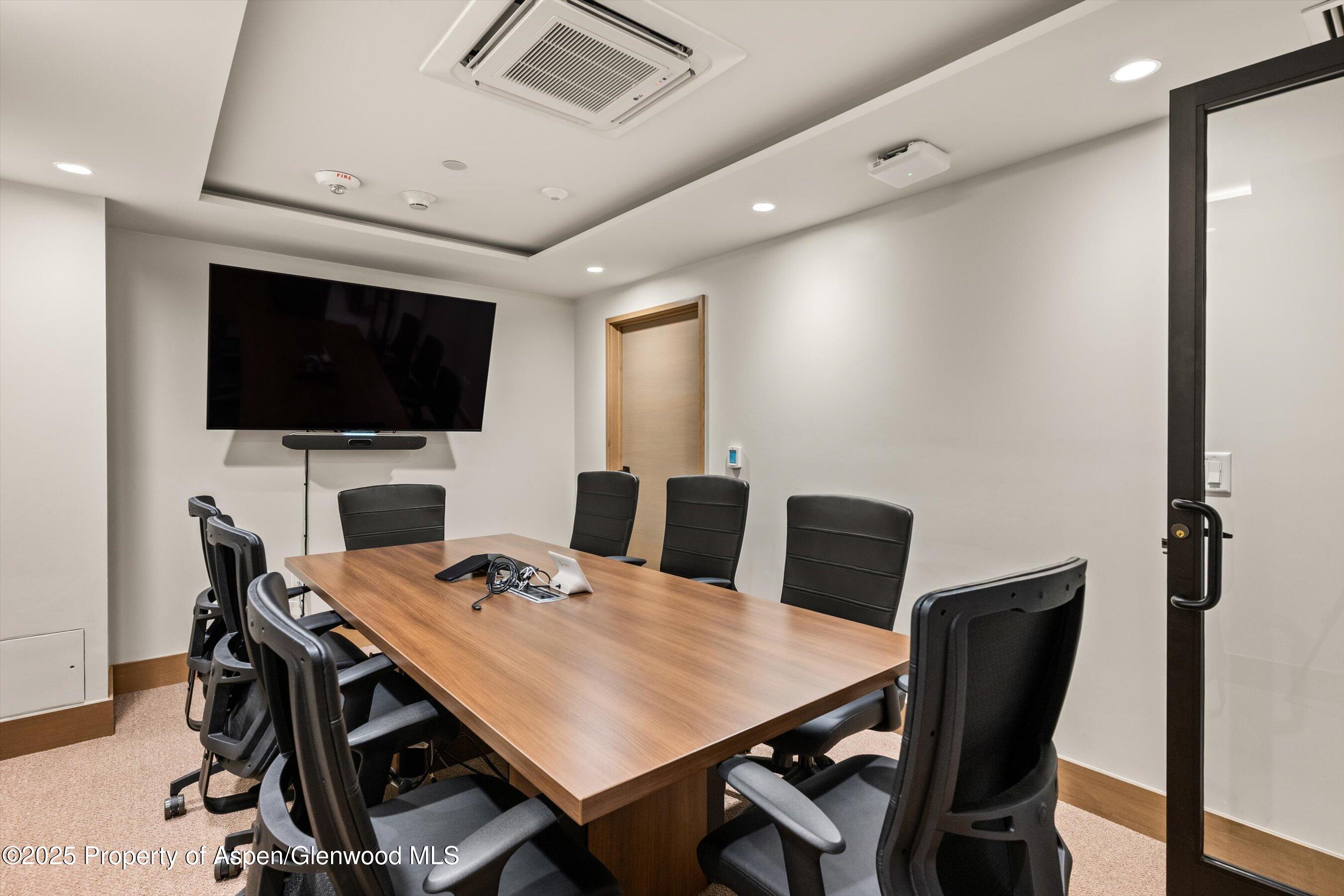 122 W Main Street Aspen CO 81611