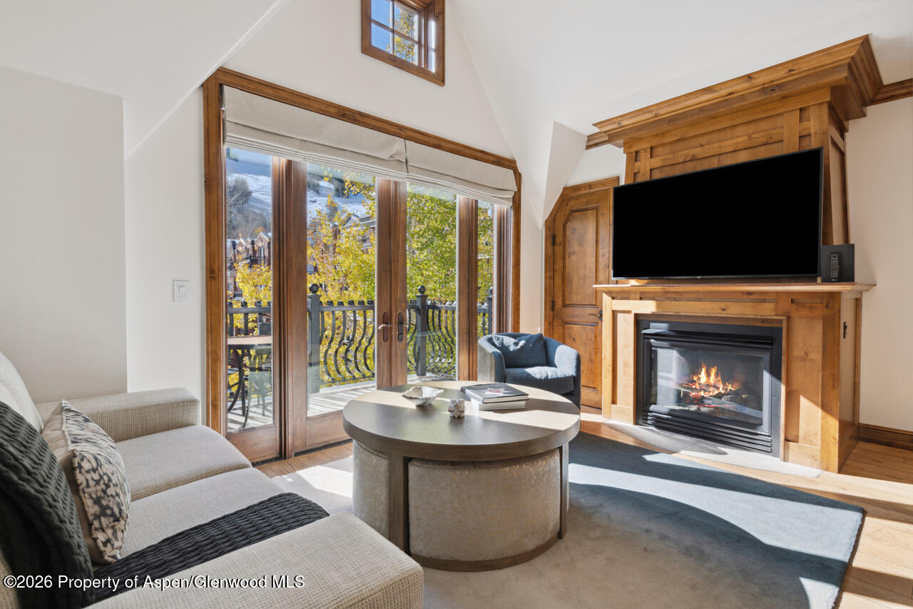 415 E Dean St. #32, Wk 9 Aspen CO 81611