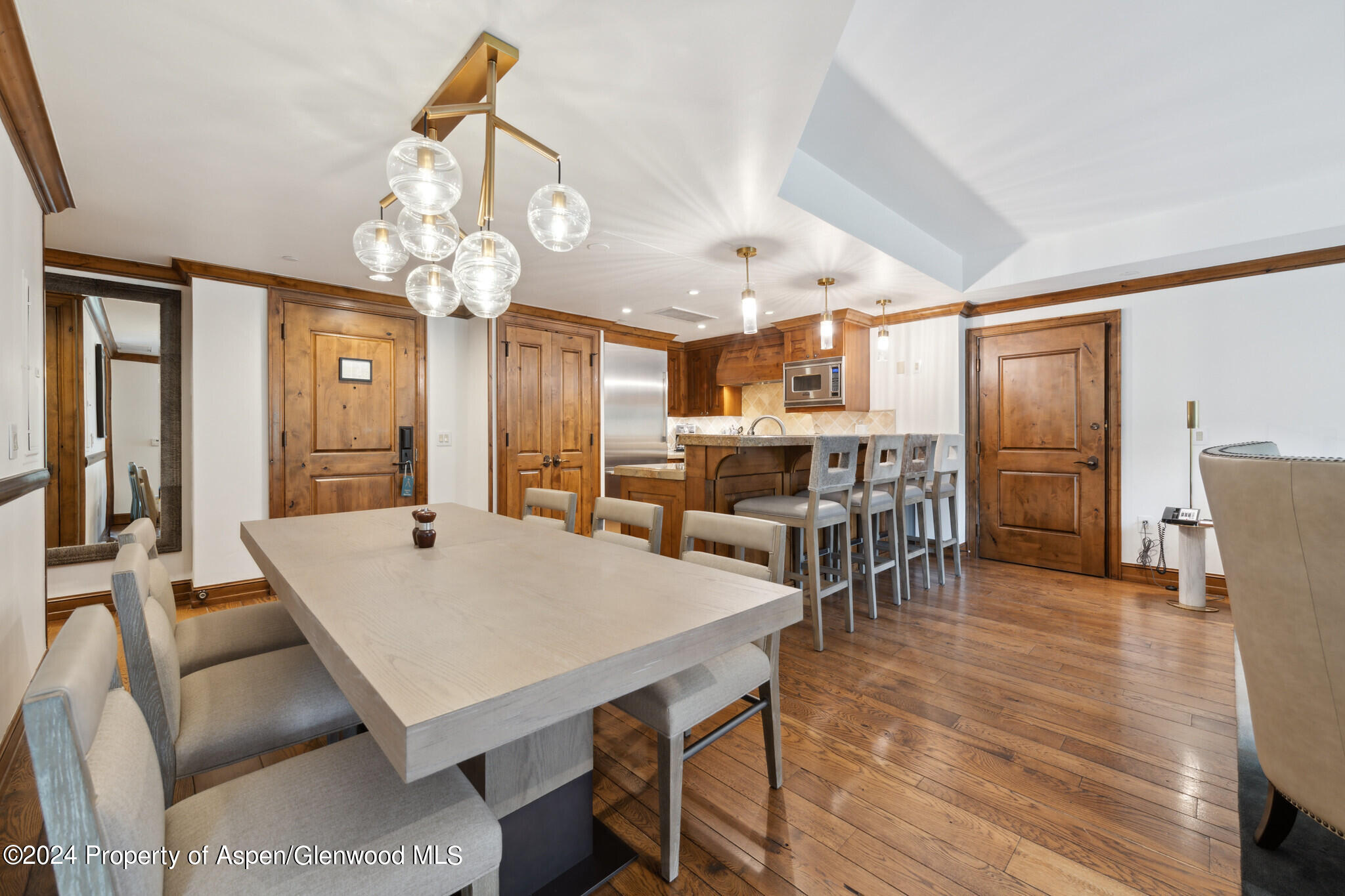 415 E Dean Street, Unit 22, Week 6 Aspen CO 81611