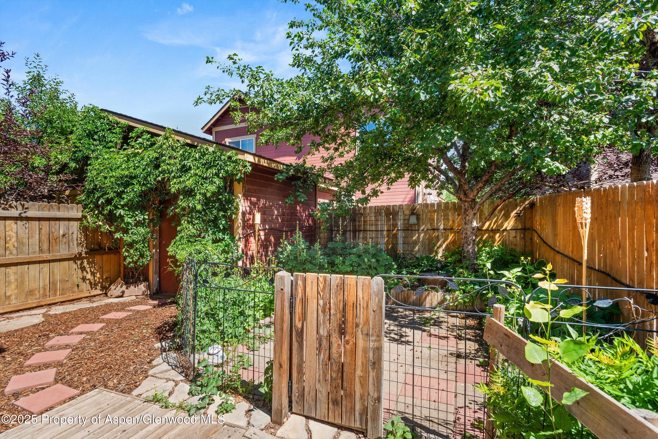 337 Cleveland Place Carbondale CO 81623