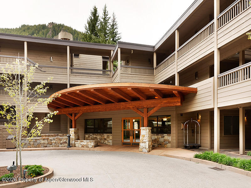 610 S West End Street Aspen CO 81611