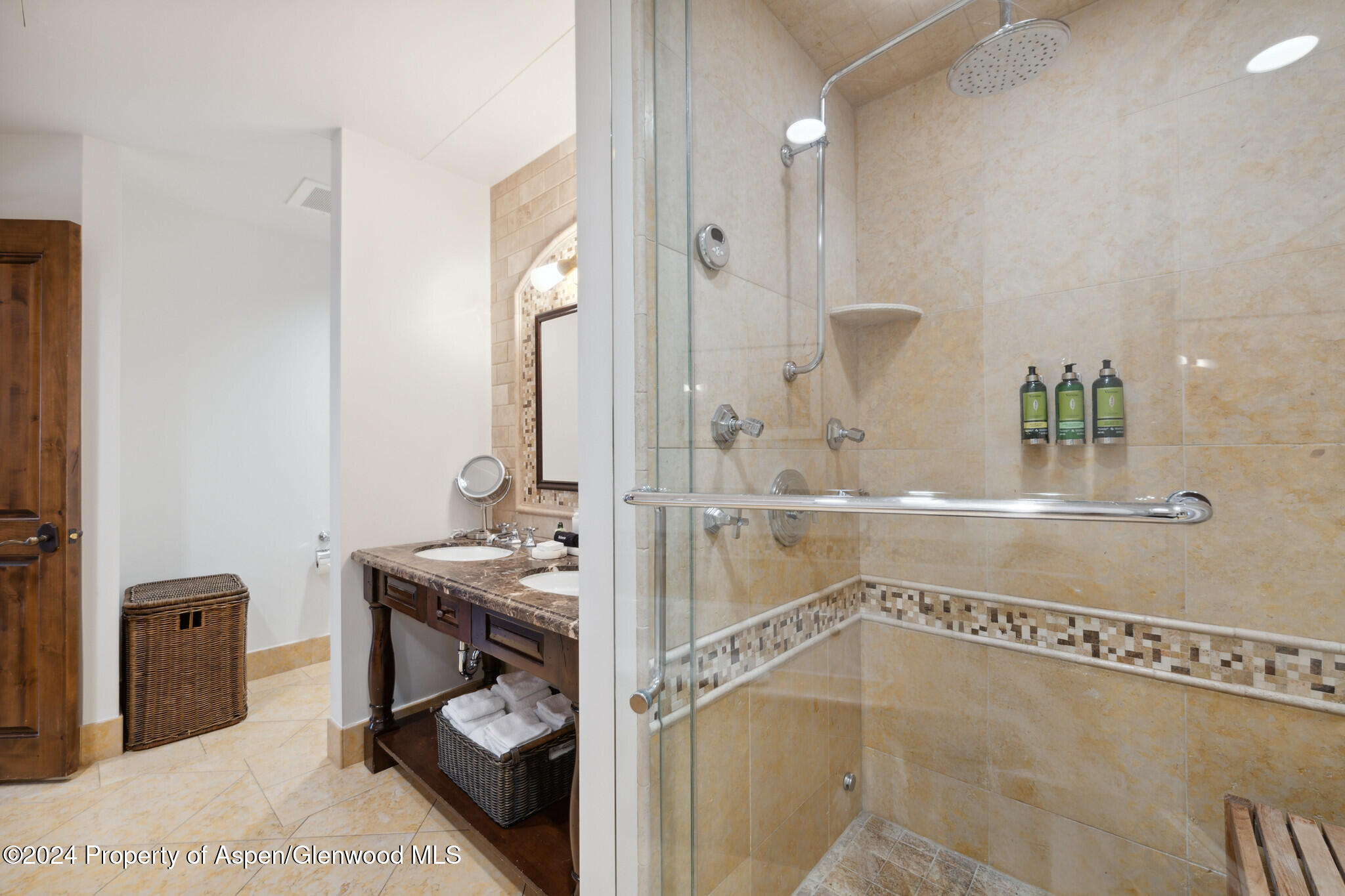 415 E Dean St, Unit 3 Week 8 Aspen CO 81611