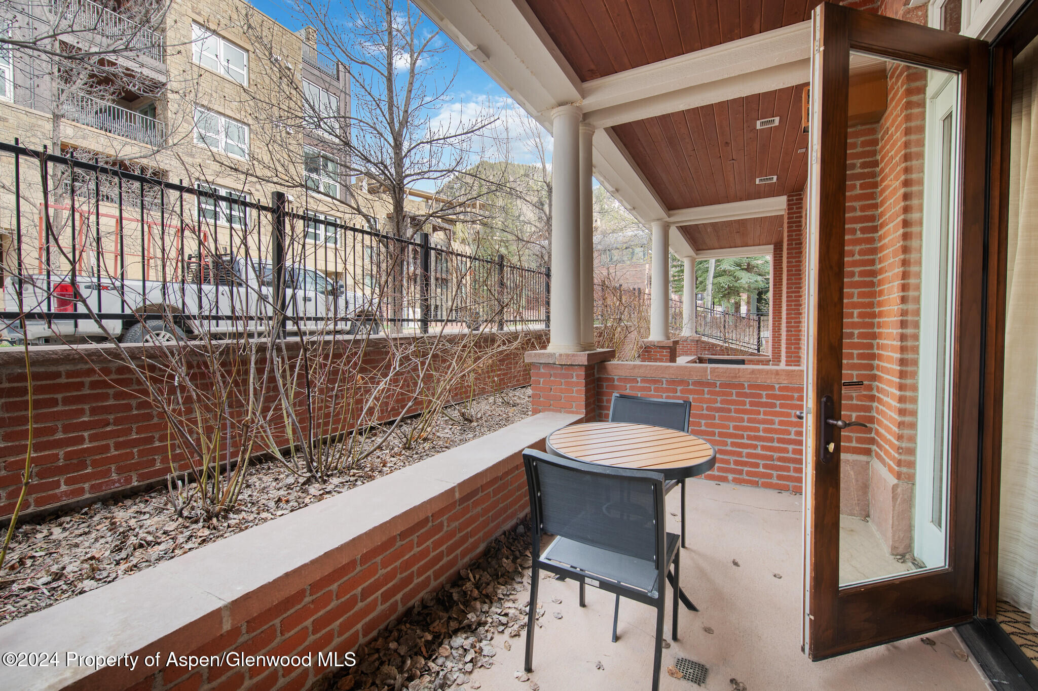 415 E Dean St, Unit 3 Week 8 Aspen CO 81611