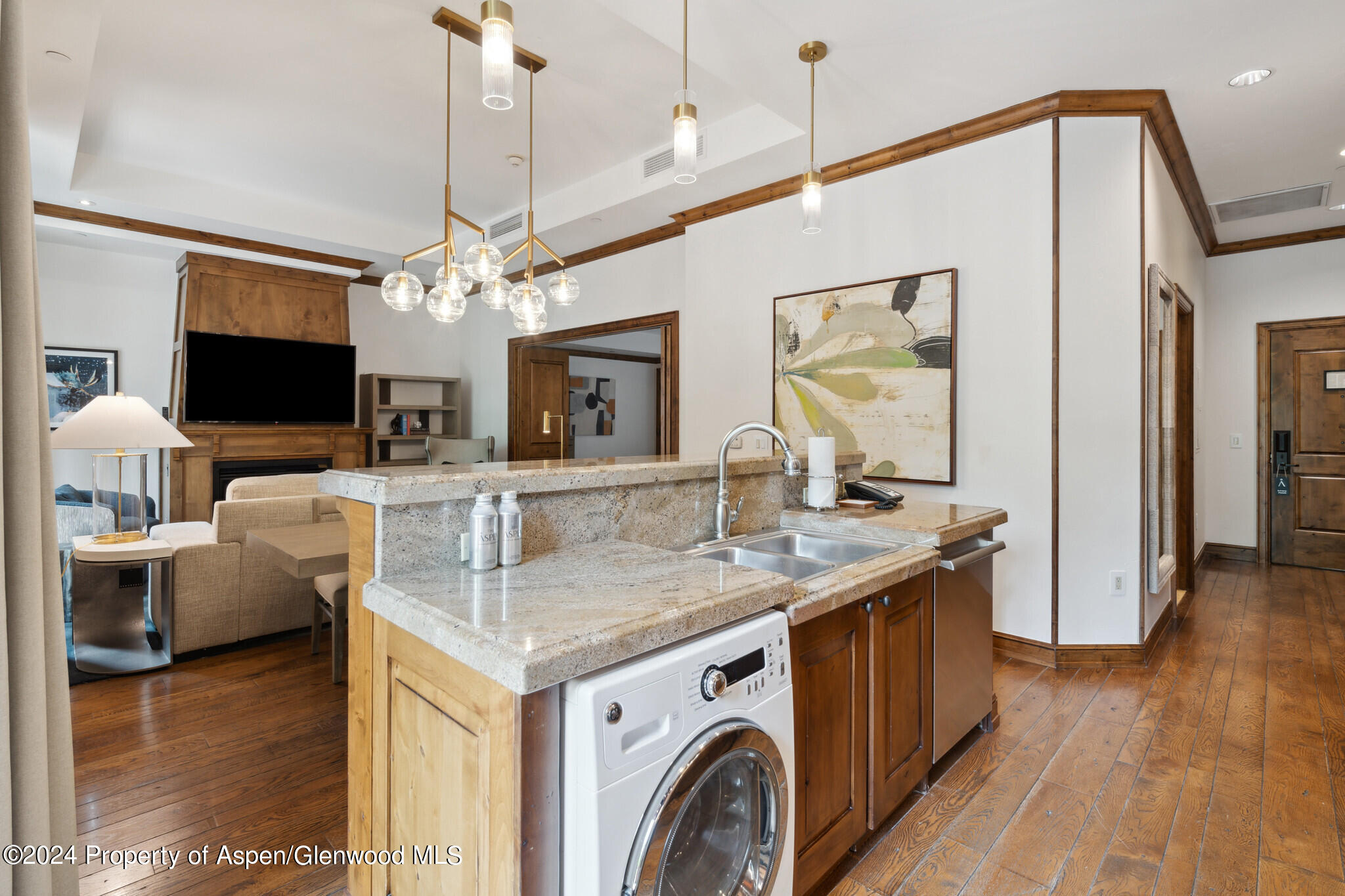415 E Dean St., #7 Week 30 Aspen CO 81611