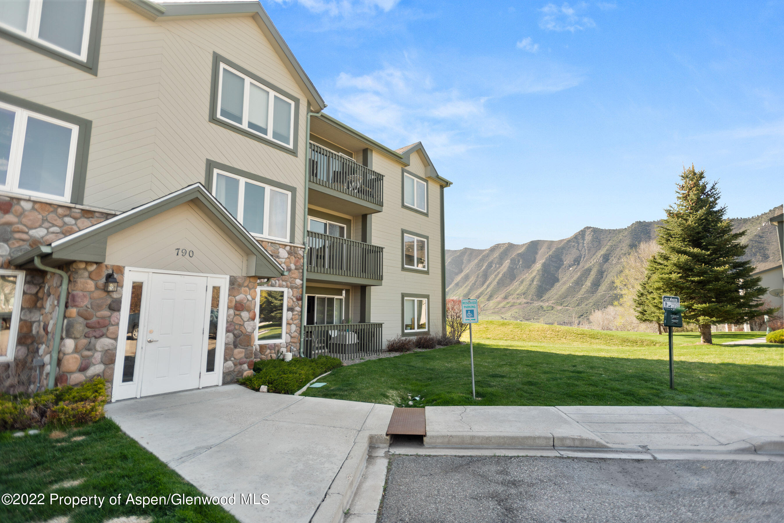 790 Castle Valley Boulevard New Castle CO 81647