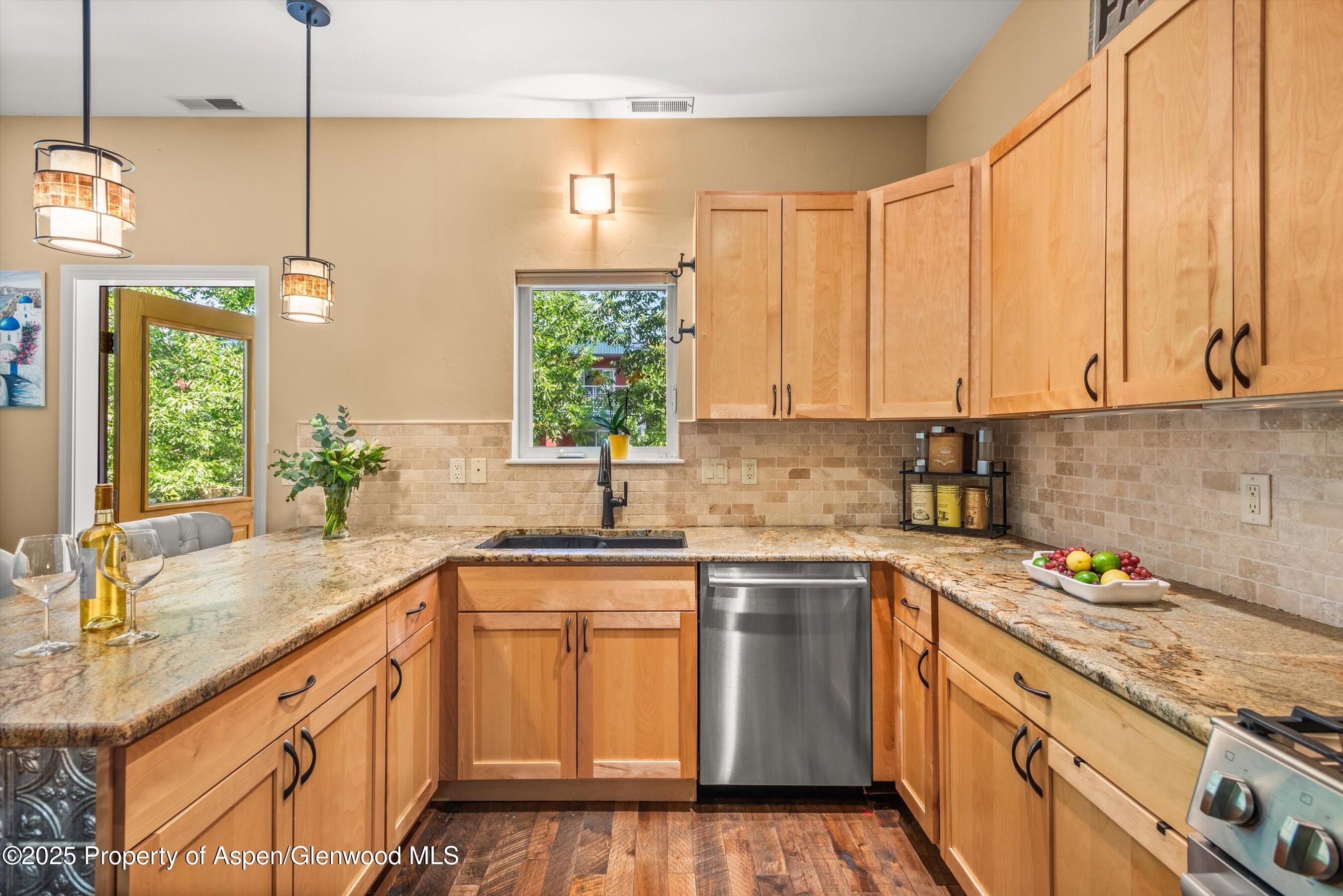 169 Village Lane Carbondale CO 81623