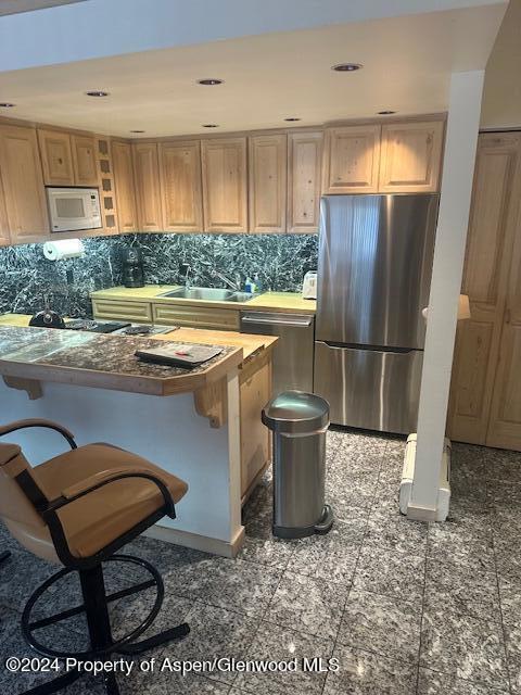 935 E Hopkins #12 Aspen CO 81611