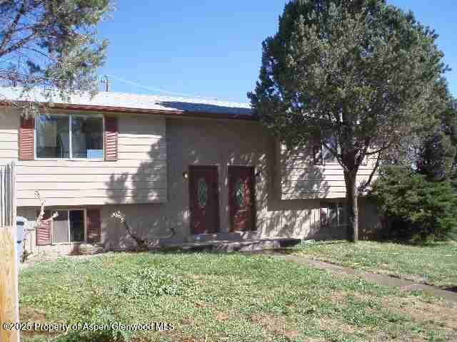 742 E 3rd Street Rifle CO 81650