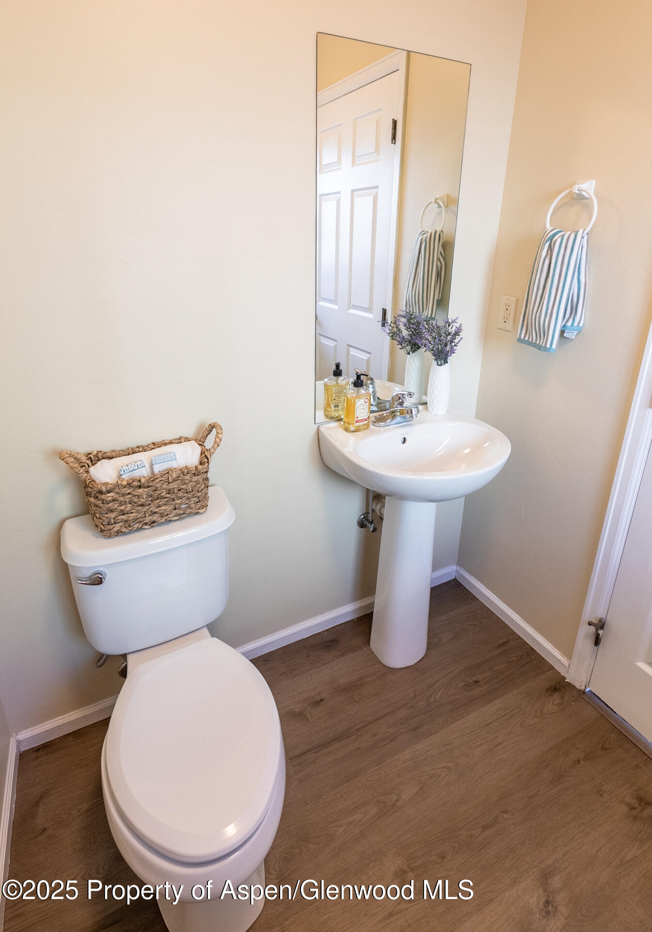 2449 Pine Lane Rifle CO 81650