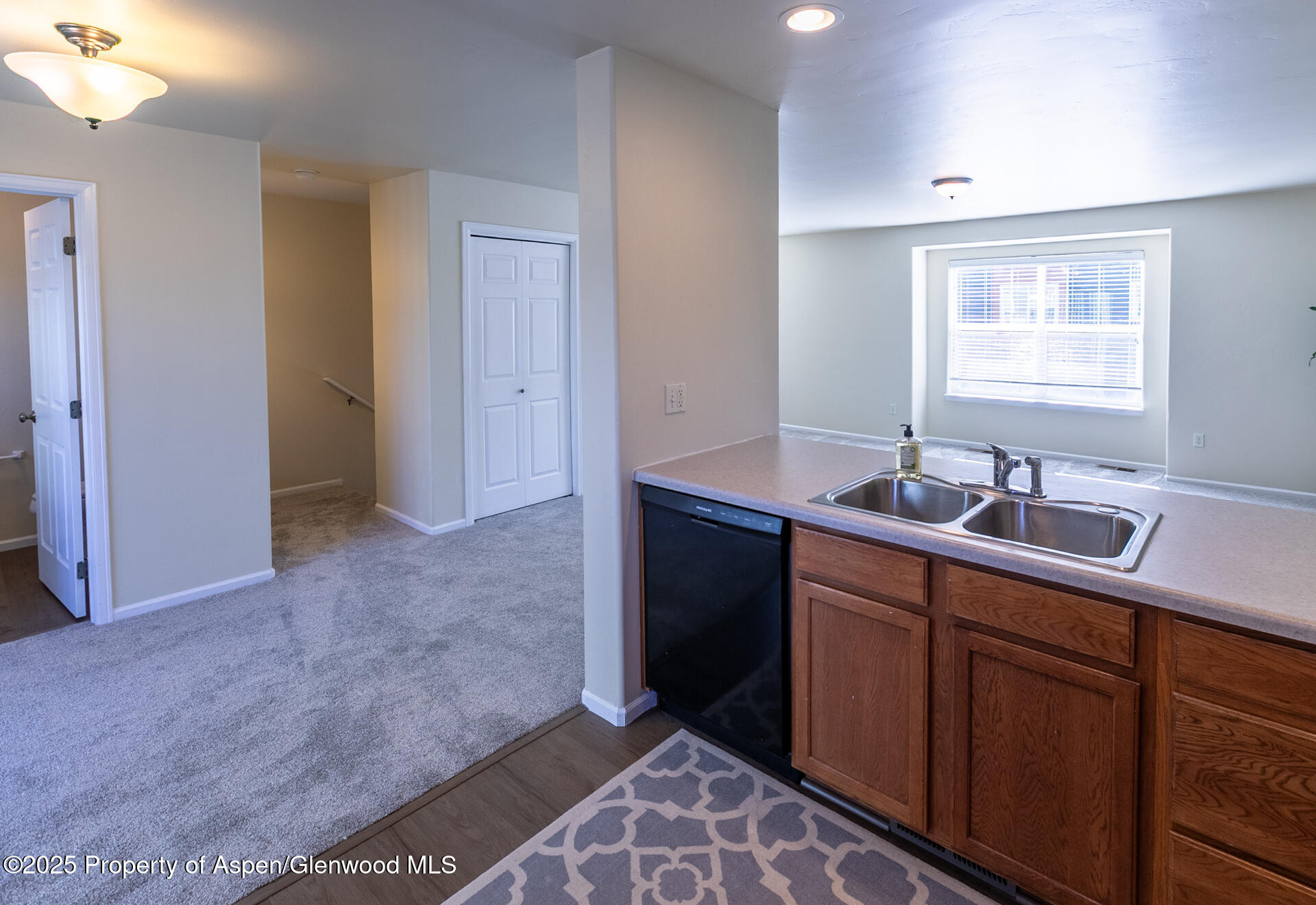 2449 Pine Lane Rifle CO 81650