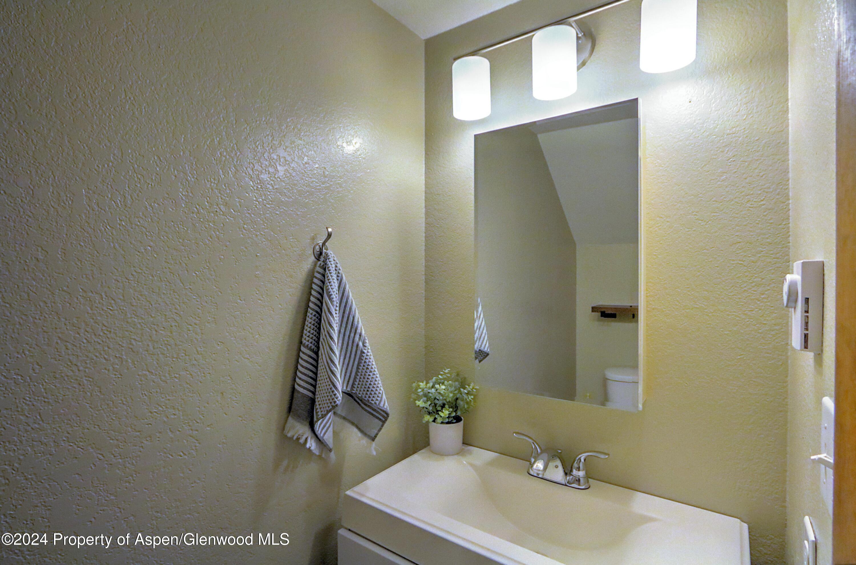 525 Midland Avenue New Castle CO 81647