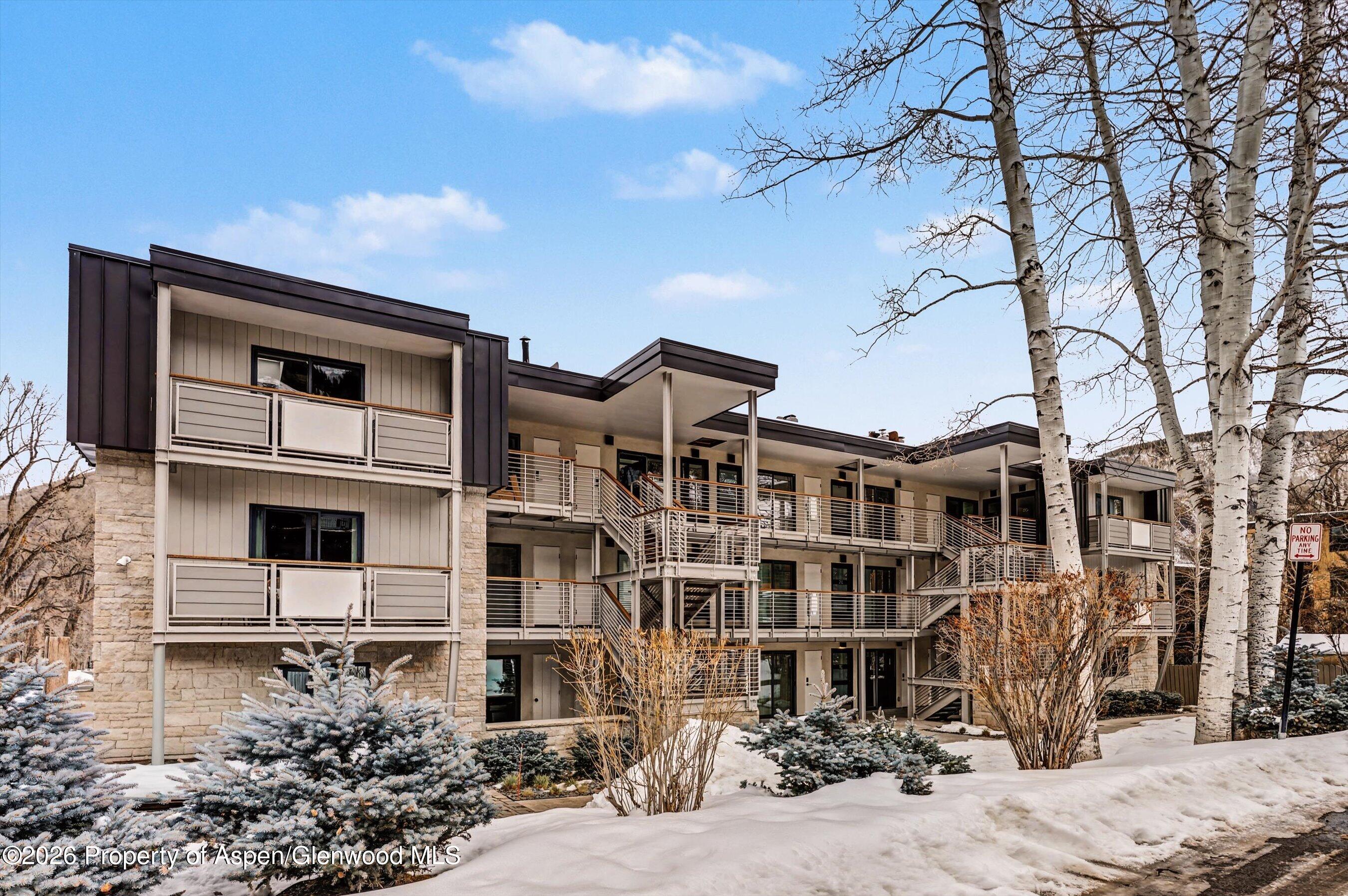 100 E Dean Street Aspen CO 81611