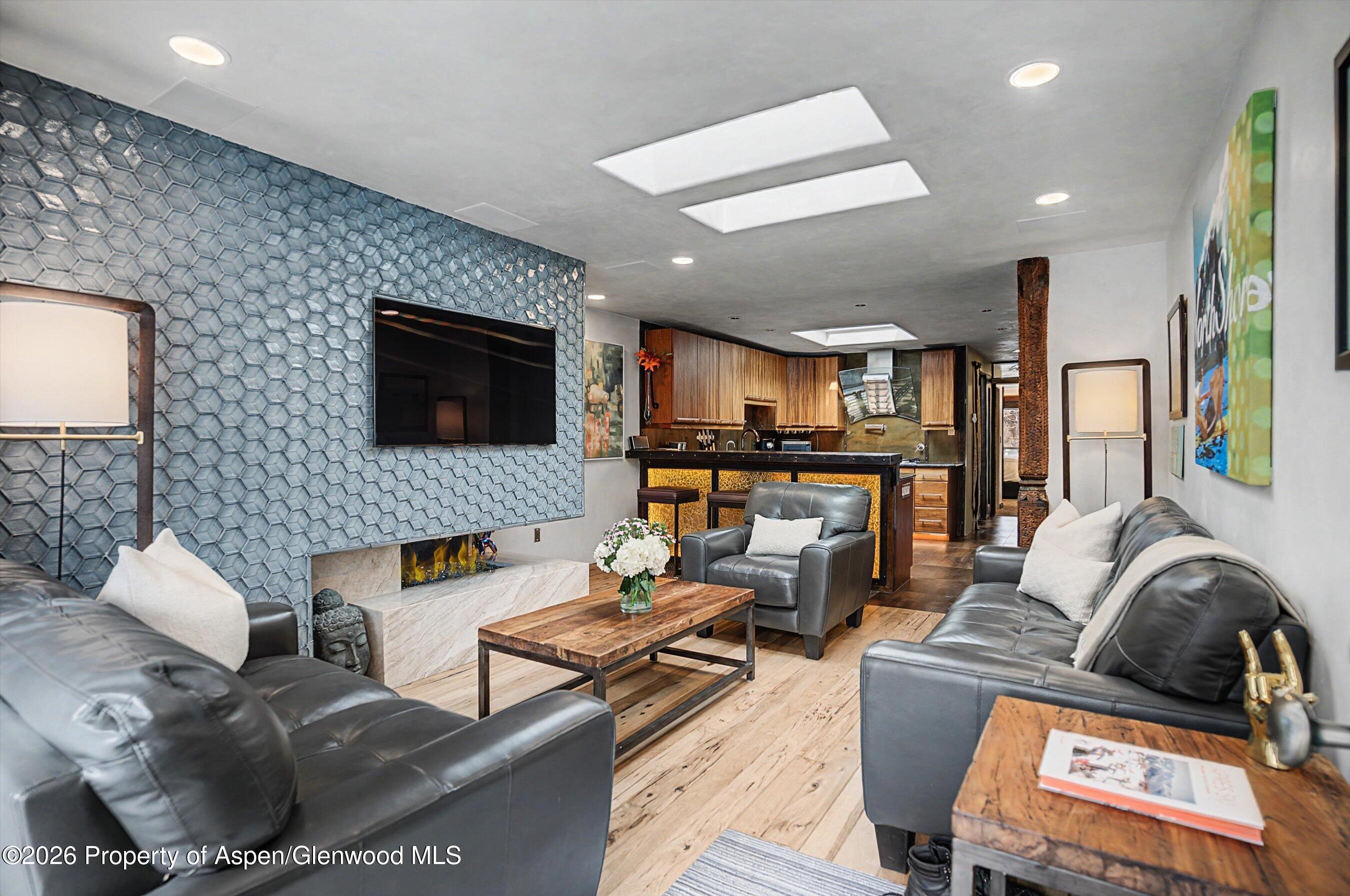 100 E Dean Street Aspen CO 81611