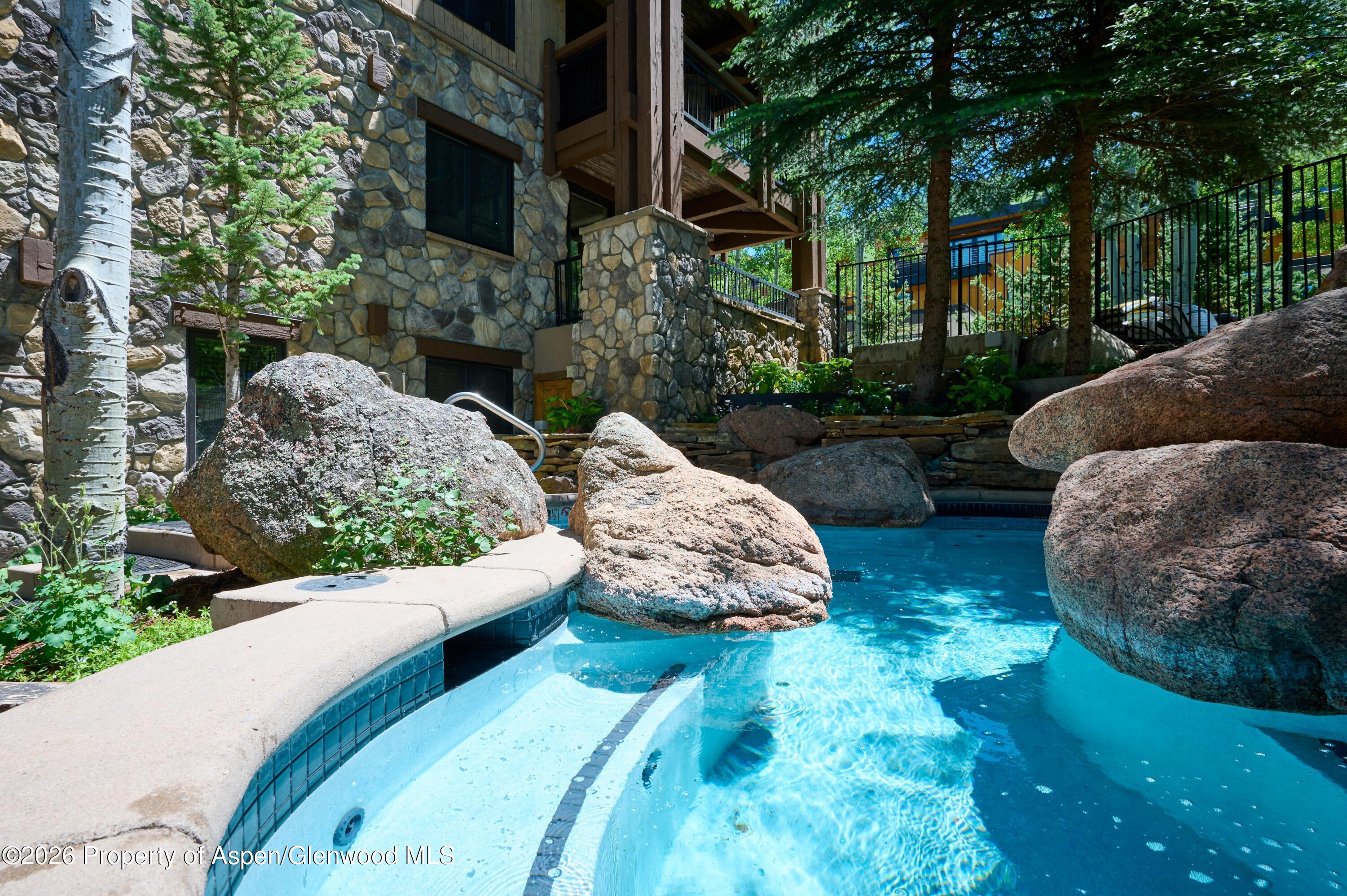 131 E Durant Avenue Aspen CO 81611