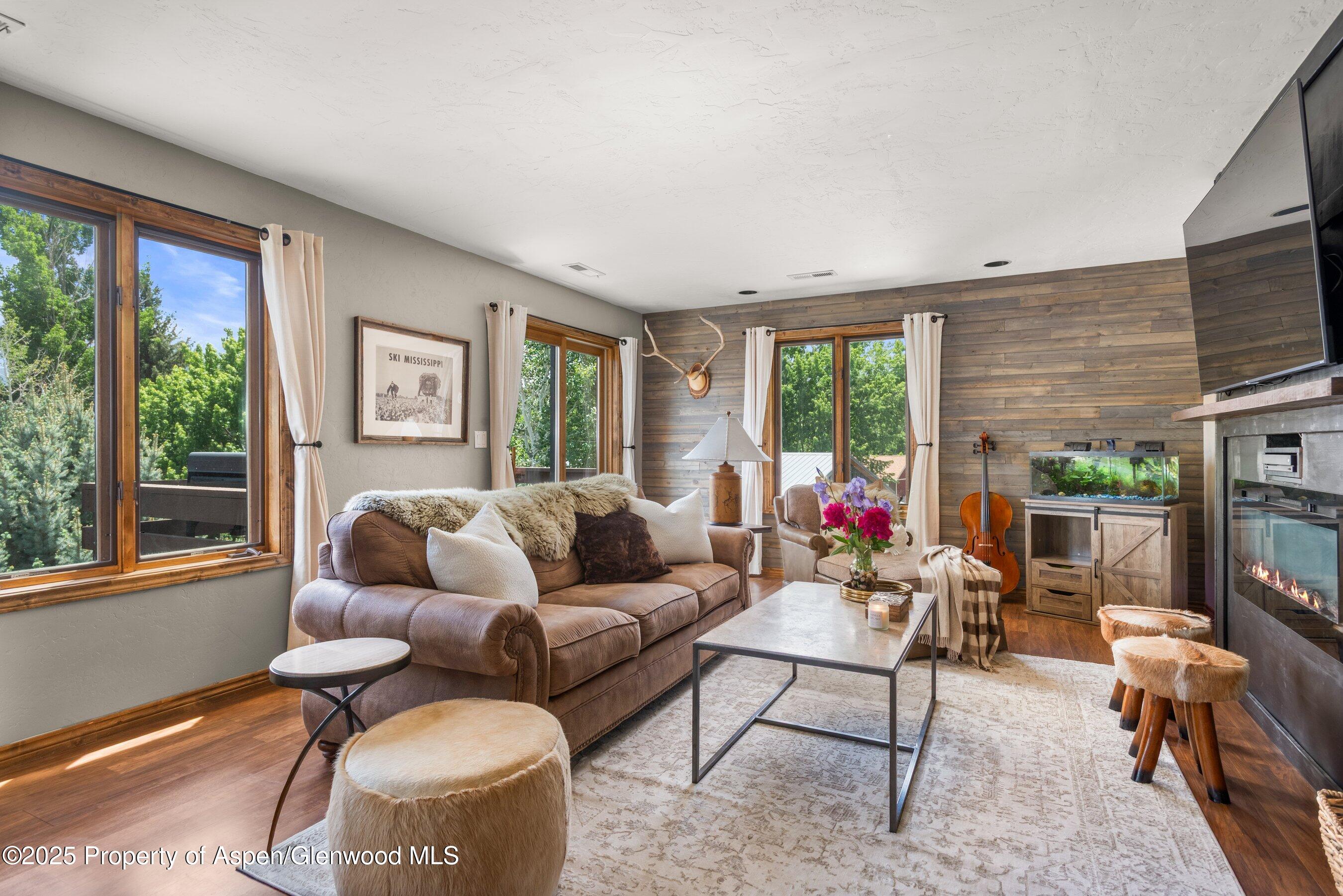 1472 W Main Street Carbondale CO 81623