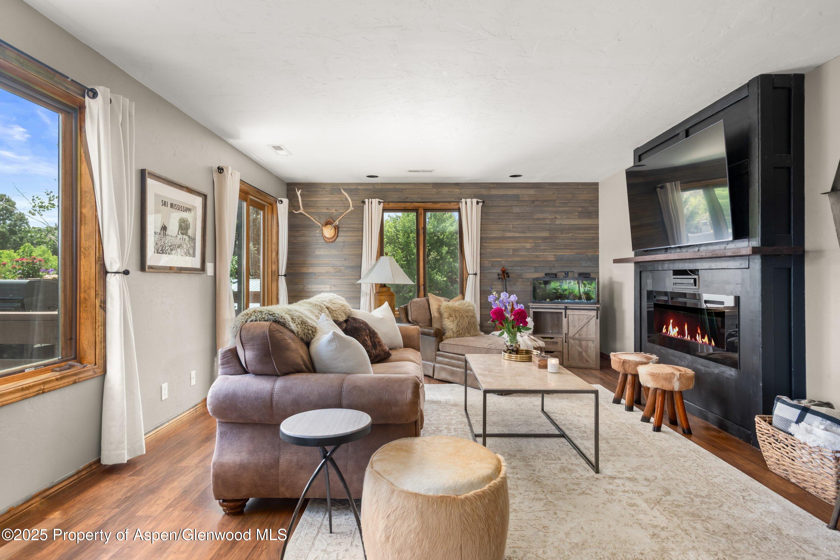 1472 W Main Street Carbondale CO 81623