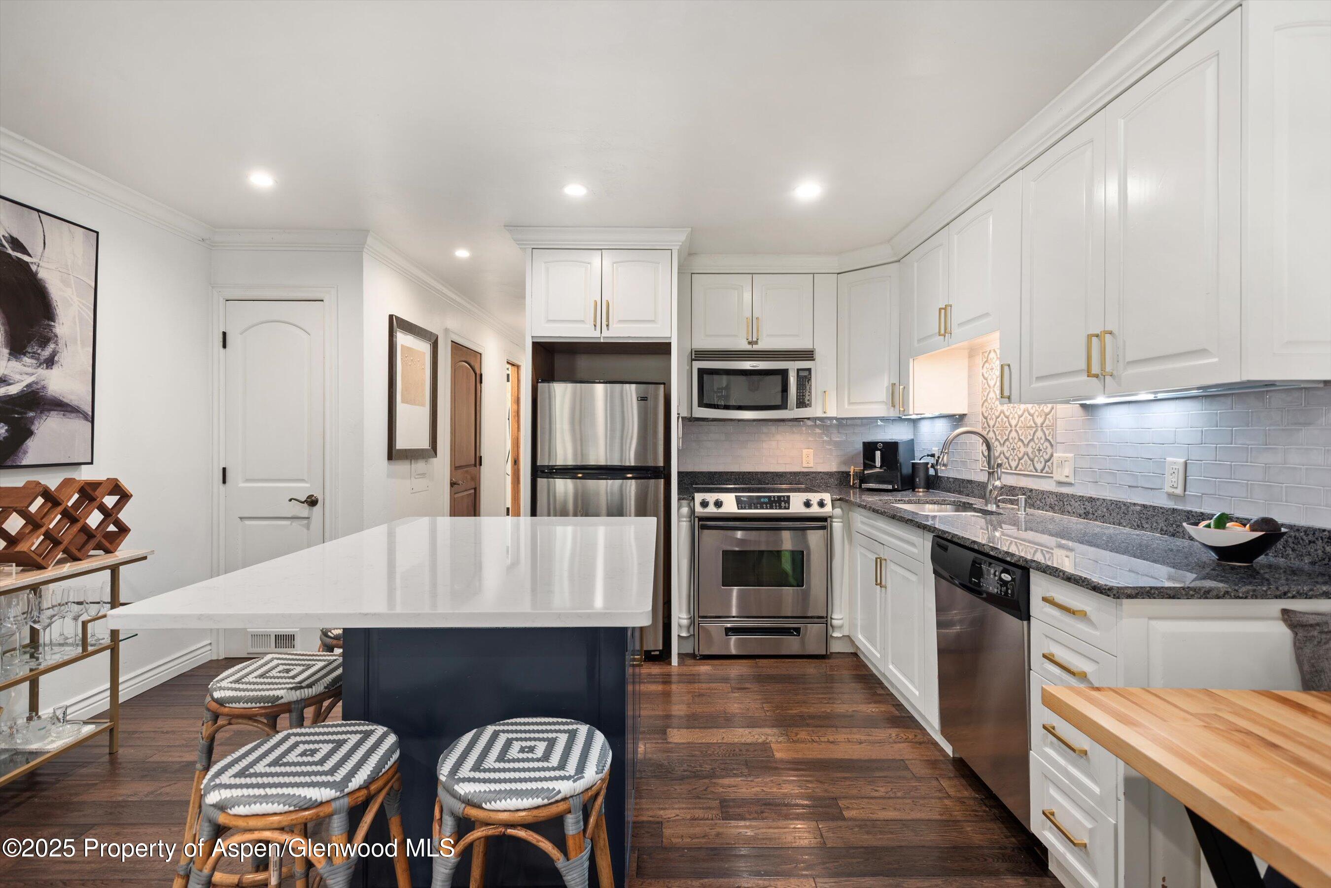 100 E Dean Street Aspen CO 81611