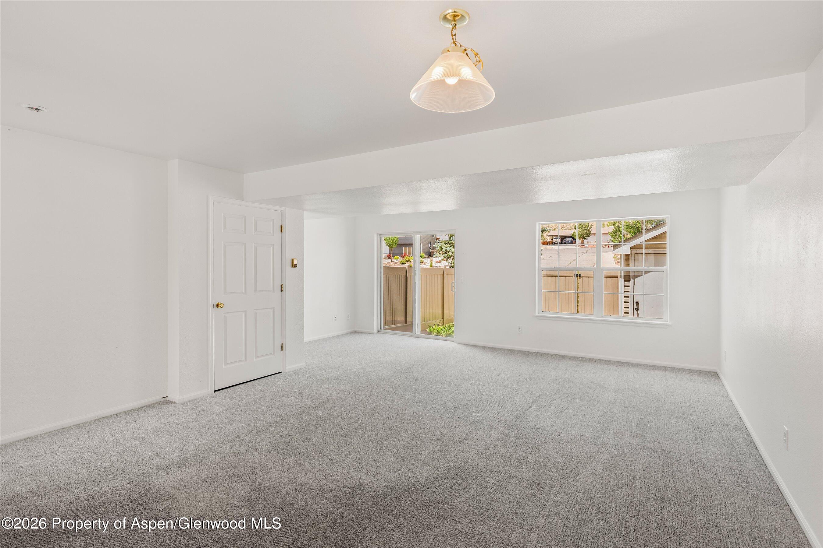 954 W 24th Street Rifle CO 81650