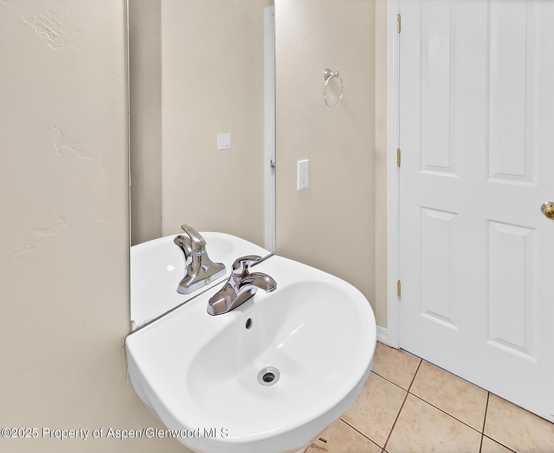 1012 East Avenue Rifle CO 81650