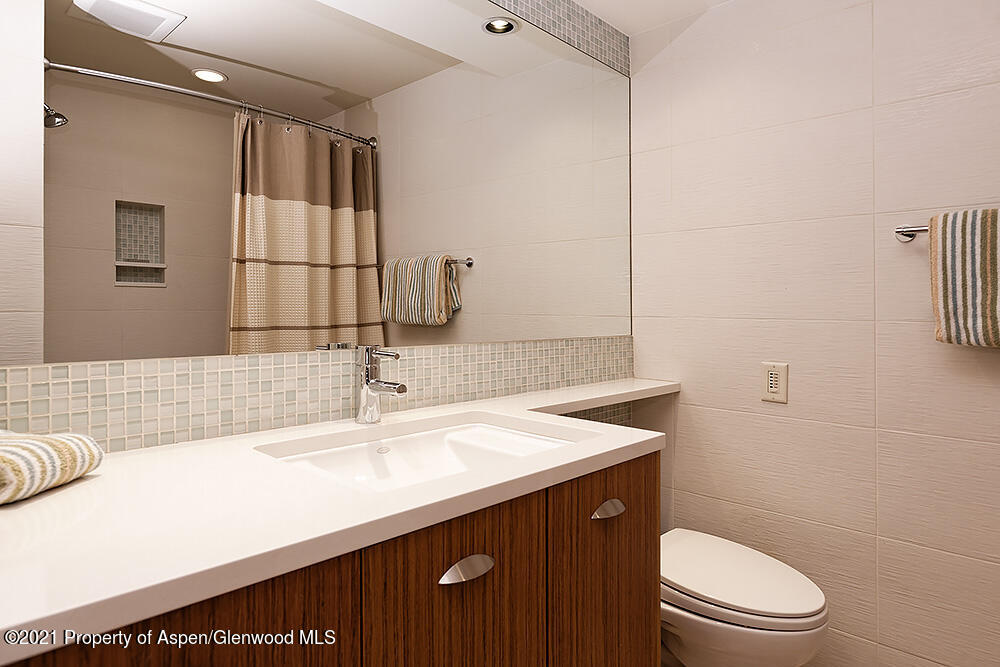 400 W Hopkins Avenue Aspen CO 81611